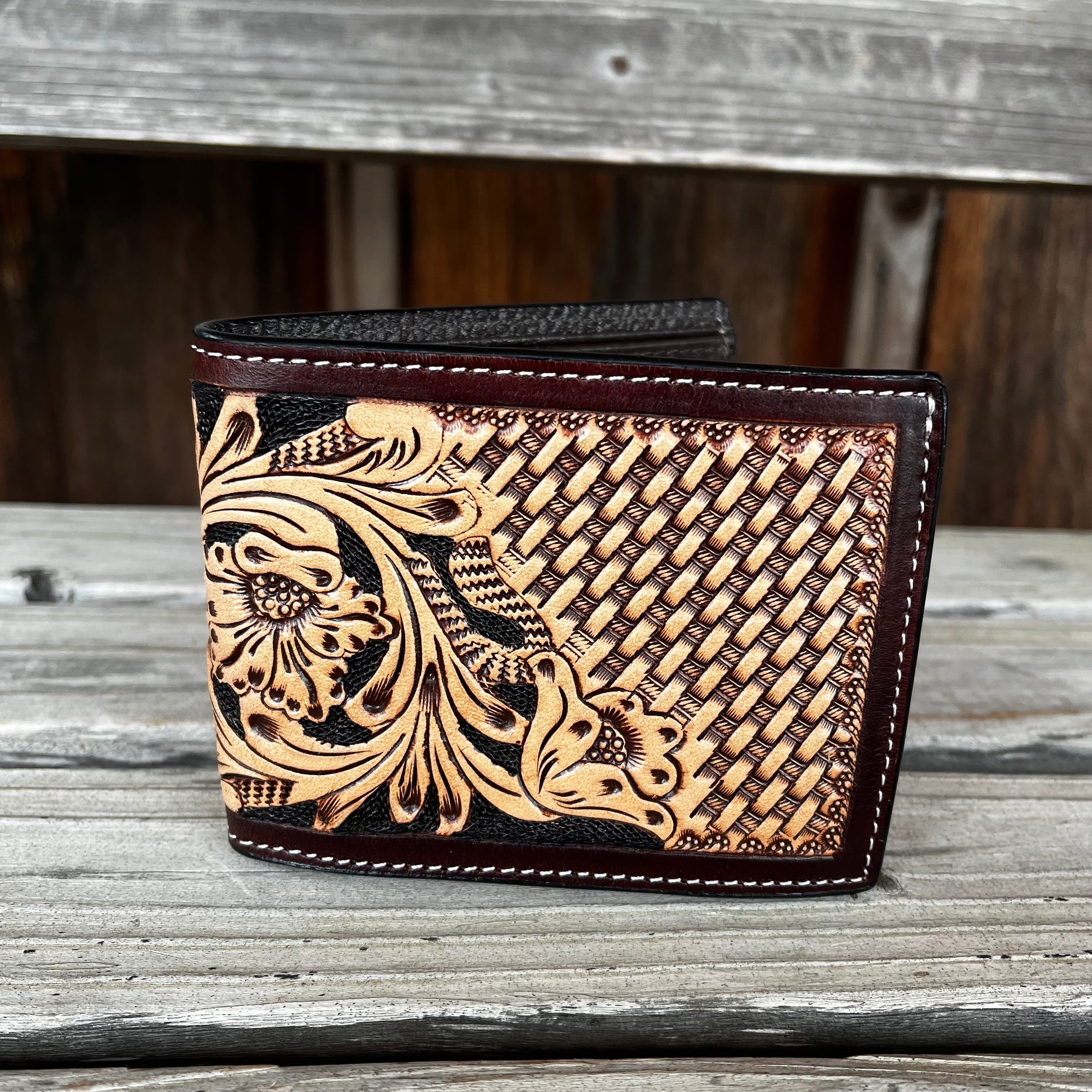 Floral Checkered Bi-Fold | 3D
