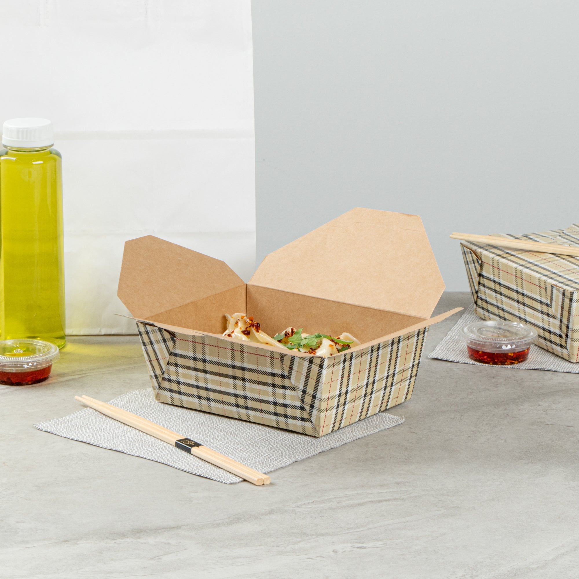 Bio Tek 45 oz Rectangle Plaid Paper #8 Bio Box Take Out Container - 6 3/4" x 5 1/2" x 2 1/2" - 200 count box