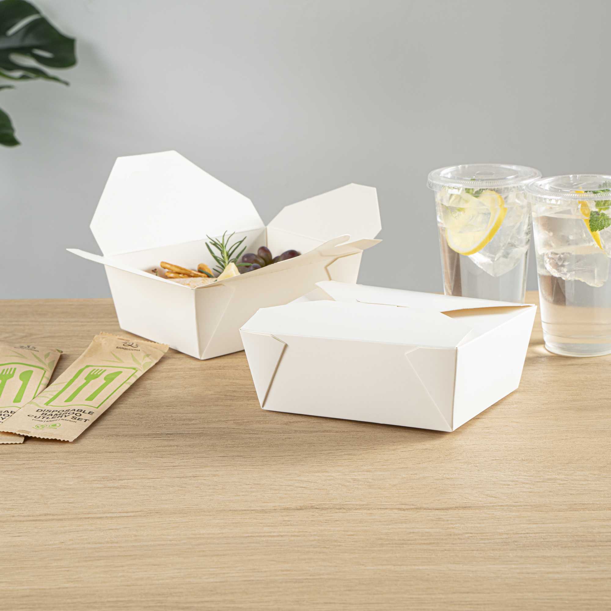 Bio Tek 45 oz Rectangle White Paper #8 Bio Box Take Out Container - 6 3/4" x 5 1/2" x 2 1/2" - 50 count box