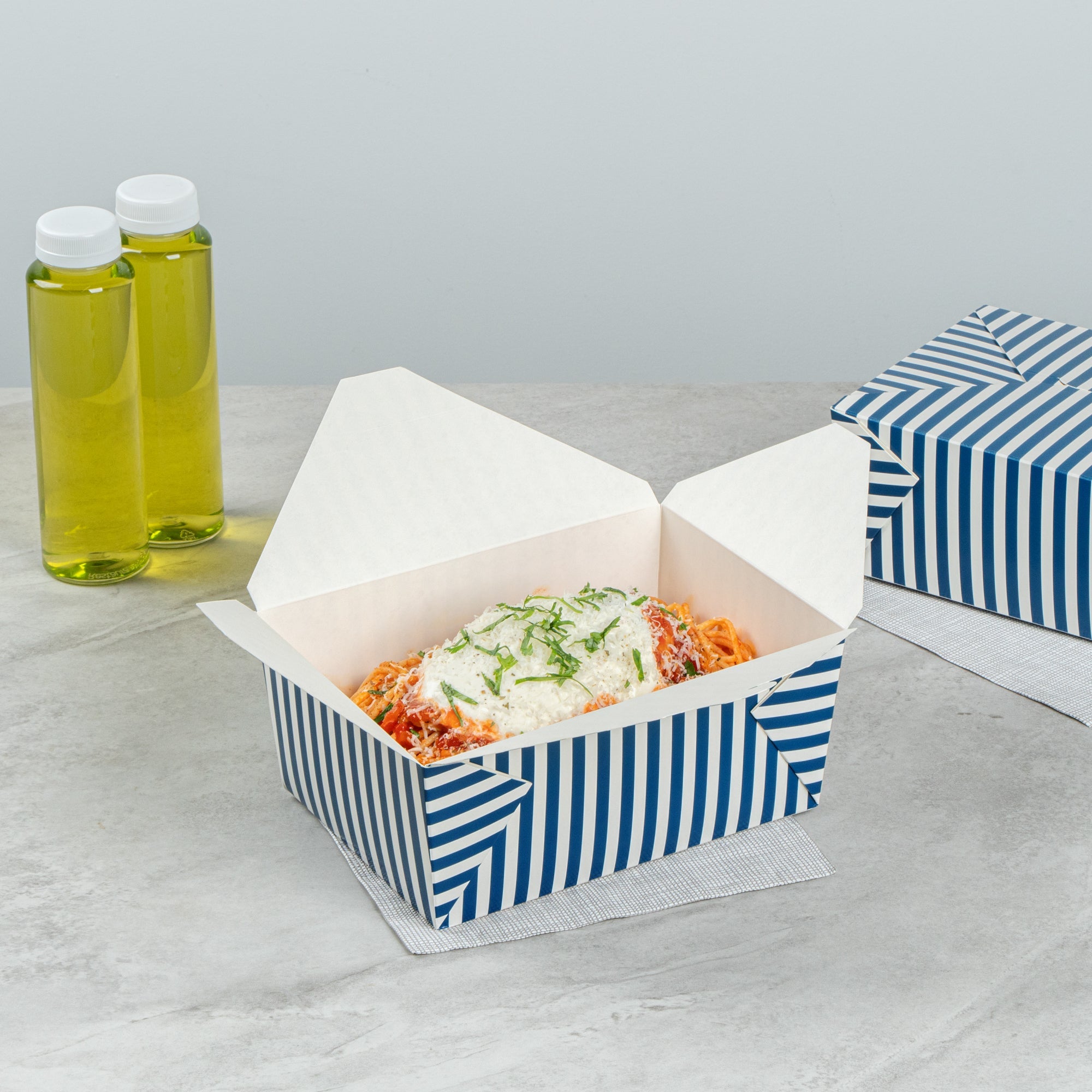 Bio Tek 98 oz Blue and White Stripe Paper #4 Bio Box Take Out Container - 8 1/2" x 6 1/4" x 3 1/2" - 50 count box