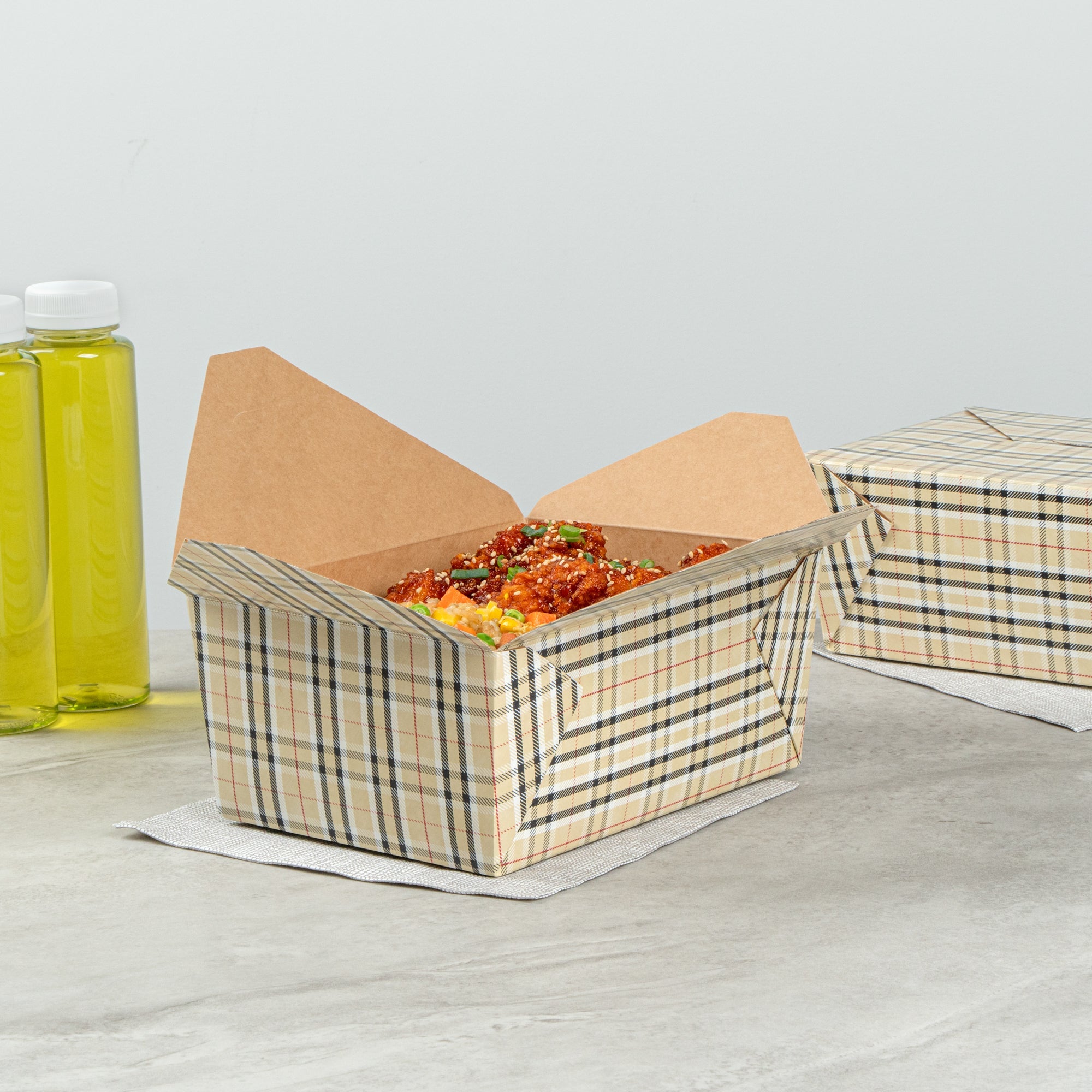 Bio Tek 98 oz Plaid Paper #4 Bio Box Take Out Container - 8 1/2" x 6 1/4" x 3 1/2" - 50 count box