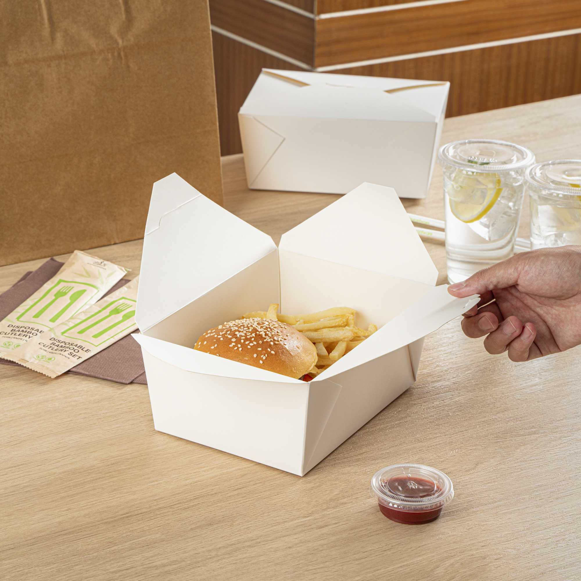 Bio Tek 98 oz Rectangle White Paper #4 Bio Box Take Out Container - 8 1/2" x 6 1/4" x 3 1/2" - 200 count box