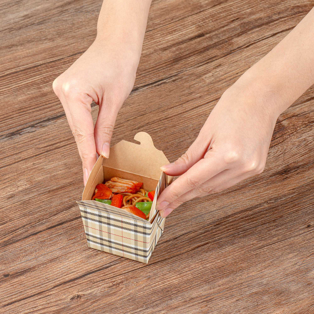 Bio Tek 8 oz Square Plaid Paper Noodle Take Out Container - 2 3/4" x 2 1/4" x 2 1/2" - 50 count box