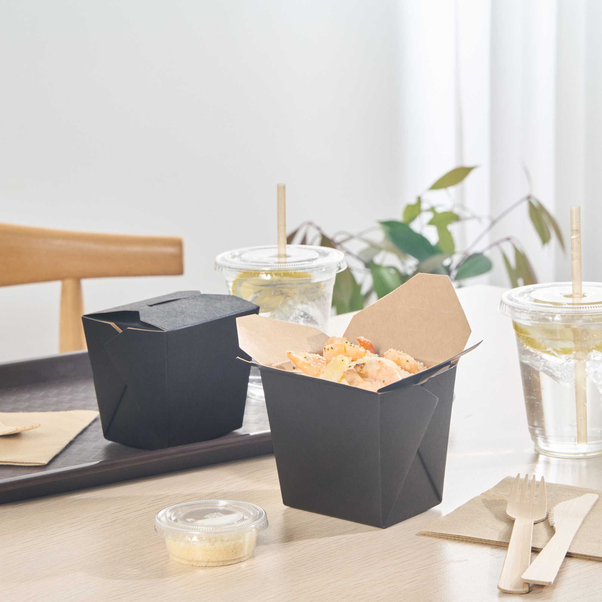 Bio Tek 16 oz Square Black Paper Noodle Take Out Container - 3 1/2" x 3" x 3 1/4" - 200 count box