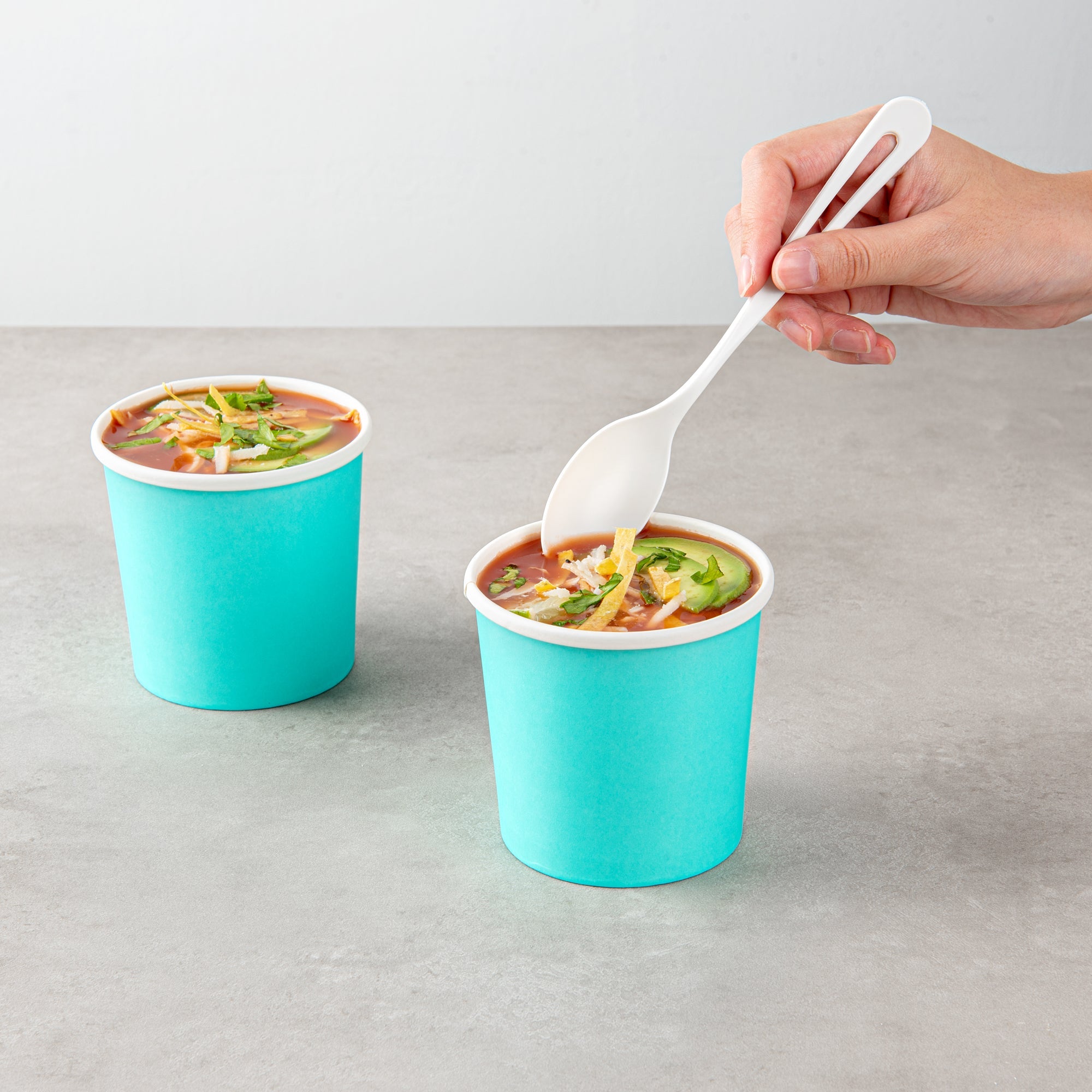 Bio Tek 12 oz Round Turquoise Paper Soup Container - 3 1/2" x 3 1/2" x 3 1/2" - 25 count box