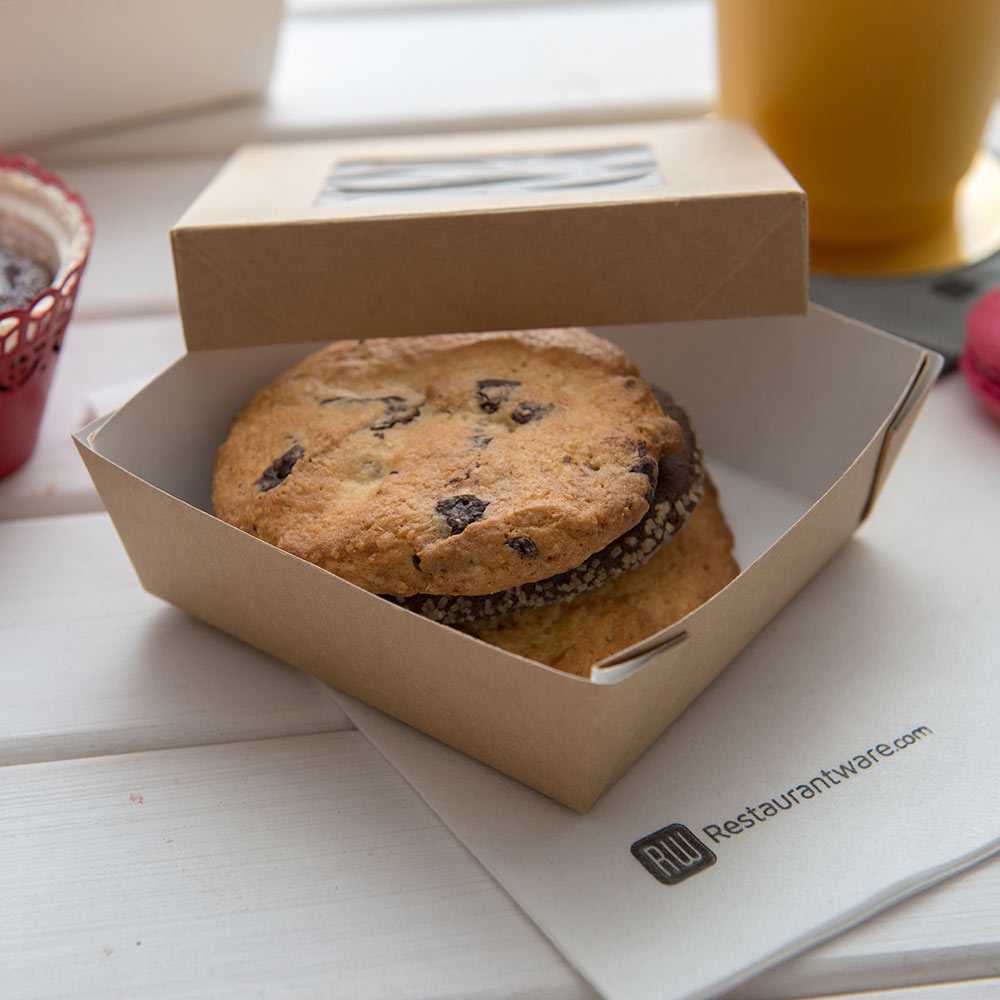 Cafe Vision 34 oz Square Kraft Paper Large Take Out Container - 6" x 6" x 2" - 200 count box