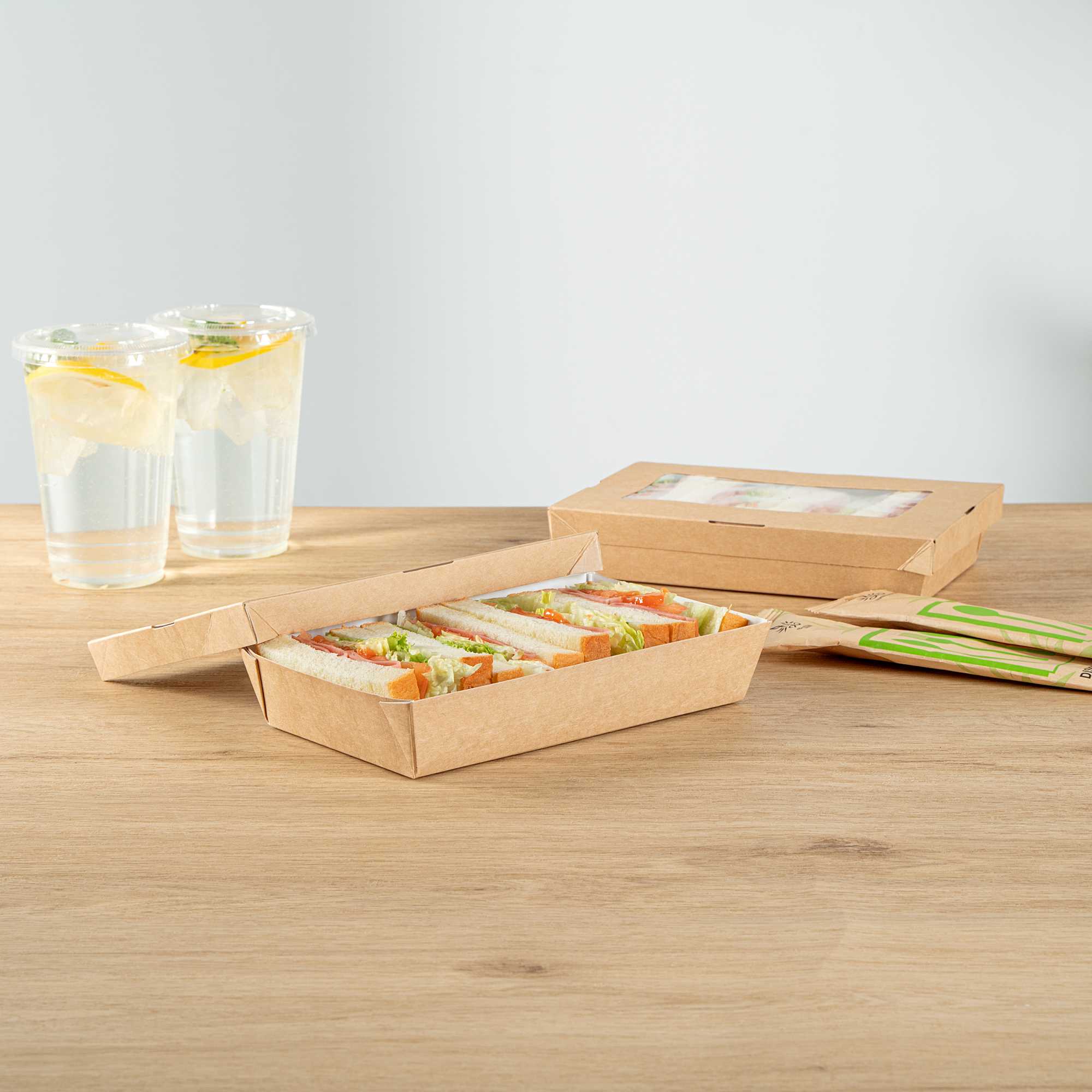 Cafe Vision 34 oz Rectangle Kraft Paper Large Take Out Container - 8 1/2" x 5 1/4" x 1 1/2" - 200 count box