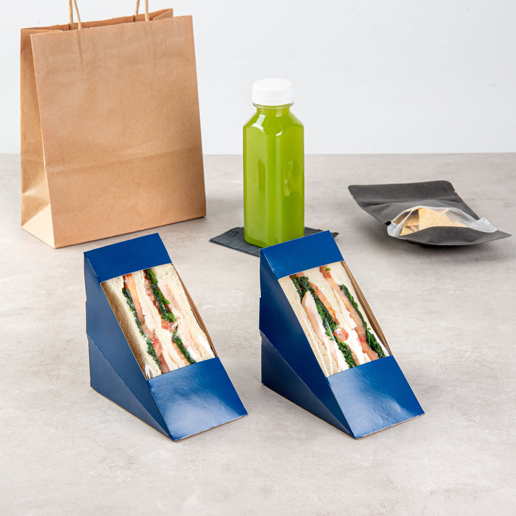 Cafe Vision Triangle Frenchie Paper Medium Sandwich Box - 4 3/4" x 4 3/4" x 2 3/4" - 25 count box