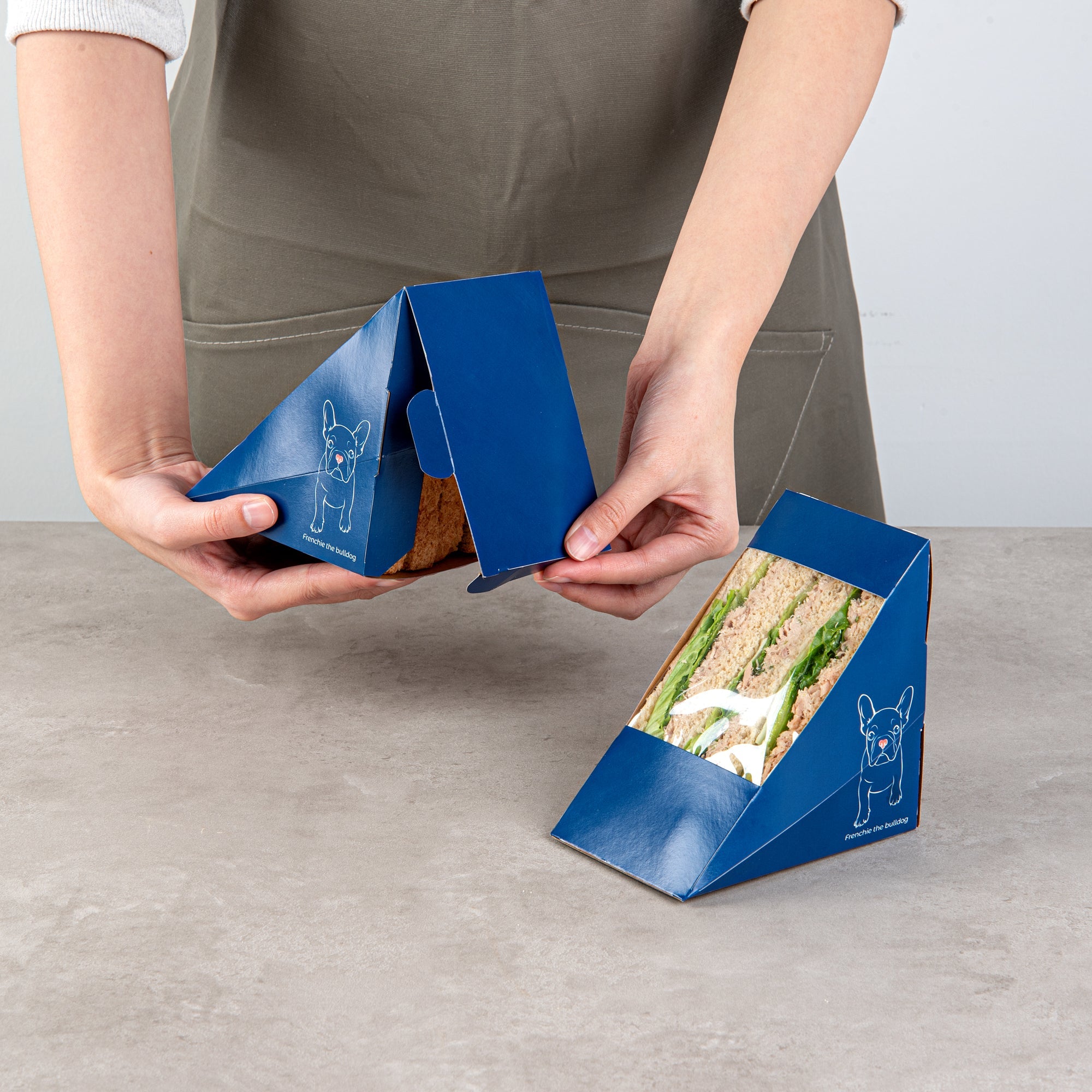 Cafe Vision Triangle Frenchie Paper Large Sandwich Box - 4 3/4" x 4 3/4" x 3 1/4" - 200 count box