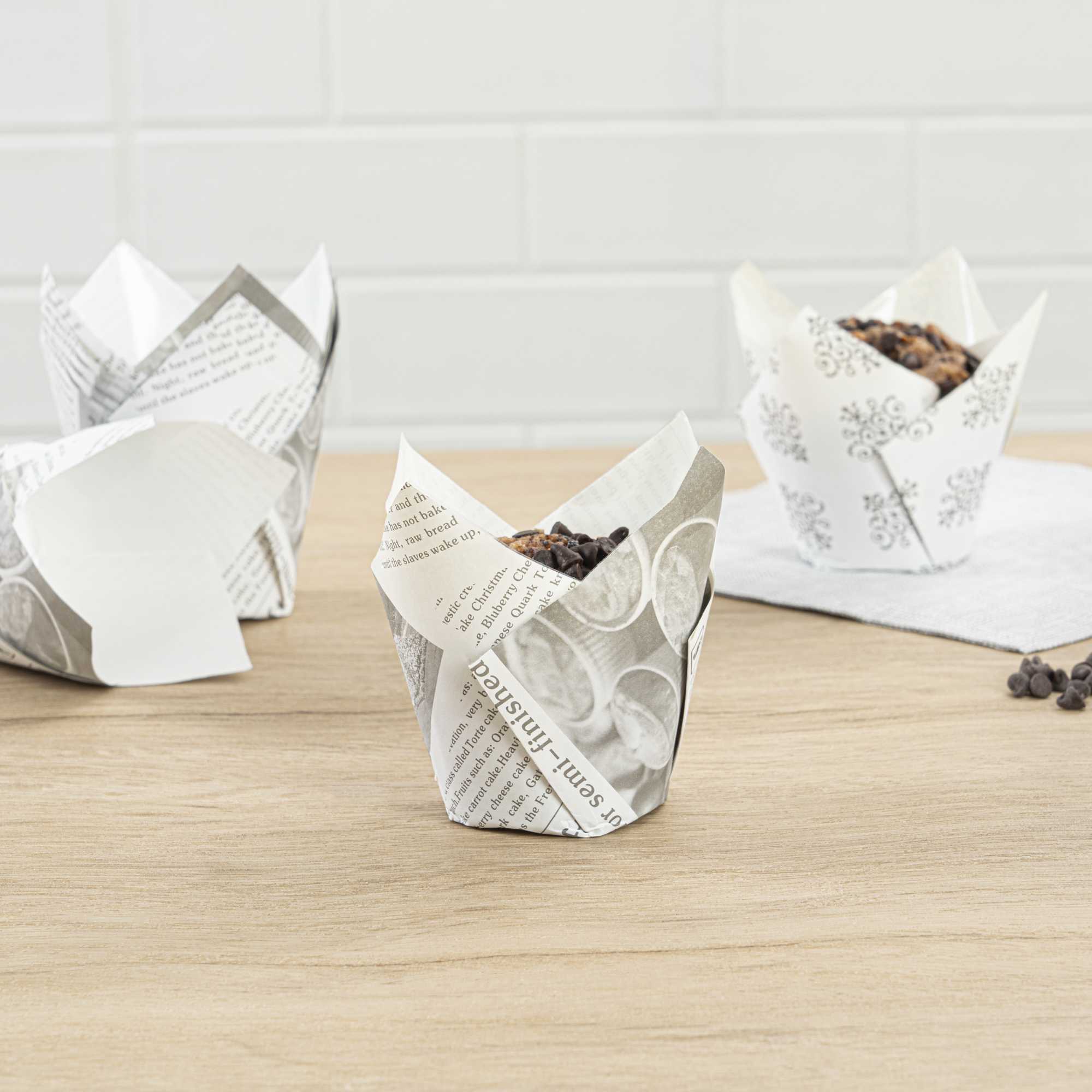 Panificio 3.5 oz Tulip Newsprint Paper Tall Baking Cup - 3 1/4" x 3 1/4" x 3 1/4" - 200 count box