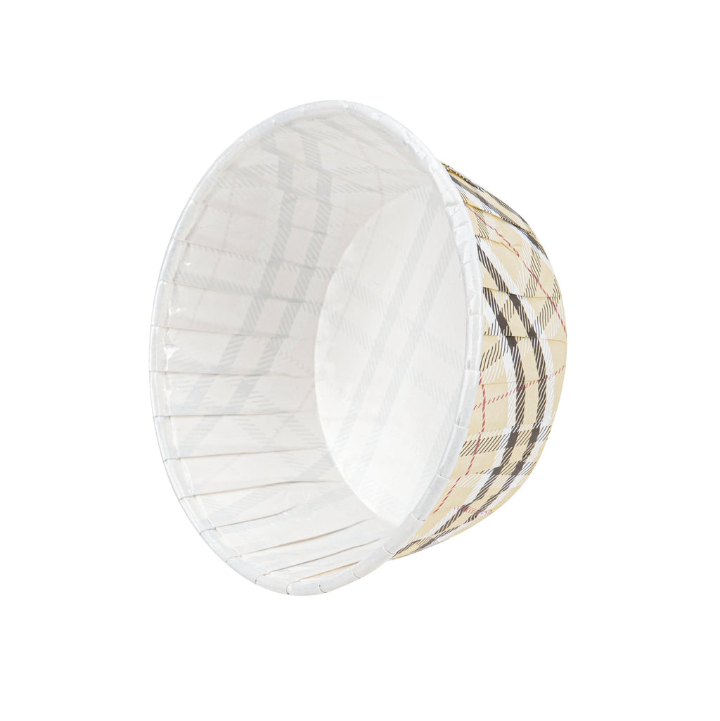Panificio 5 oz Round Plaid Paper Large Baking Cup - Pleated - 3 3/4" x 3 3/4" x 1 1/2" - 200 count box