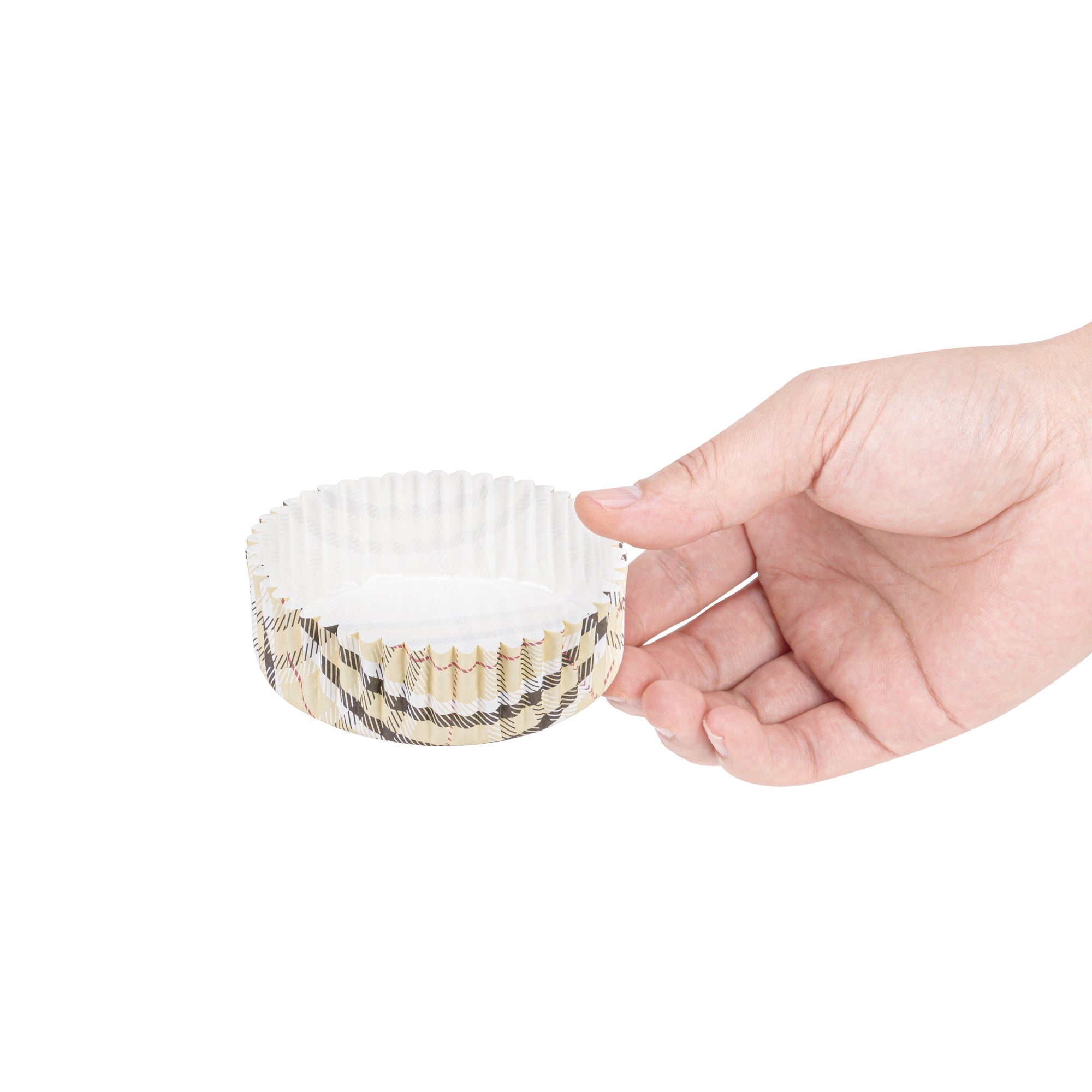 Panificio 4 oz Round Plaid Paper Baking Cup - Ridged - 3 1/2" x 3 1/2" x 1" - 200 count box