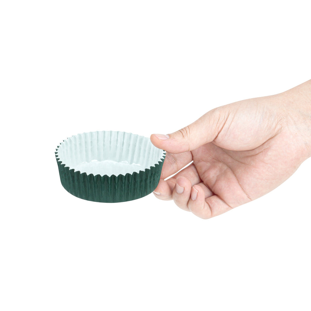 Panificio 4 oz Round Forest Green Paper Baking Cup - Ridged - 3 1/2" x 3 1/2" x 1" - 200 count box