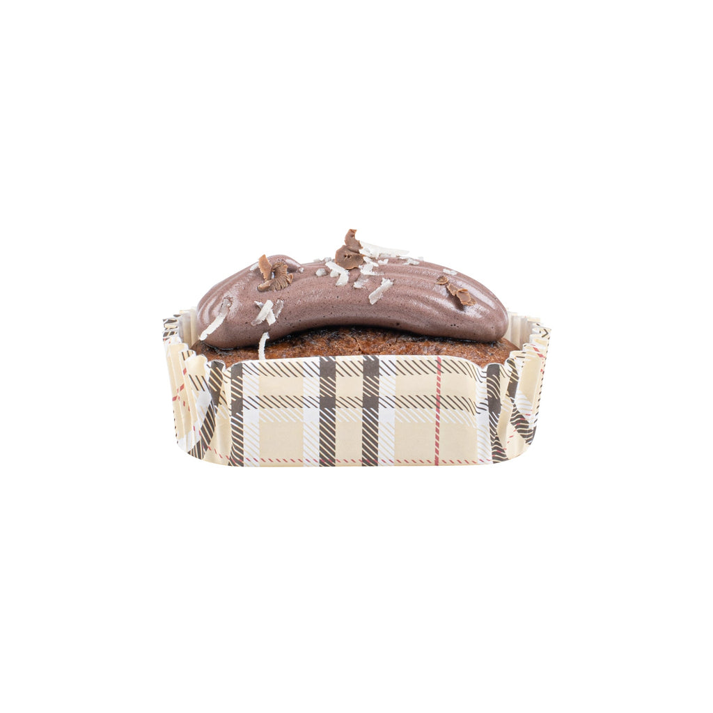 Panificio 1 oz Elliptical Plaid Paper Regular Baking Cup - Ridged - 3 1/2" x 1 1/2" x 3/4" - 200 count box