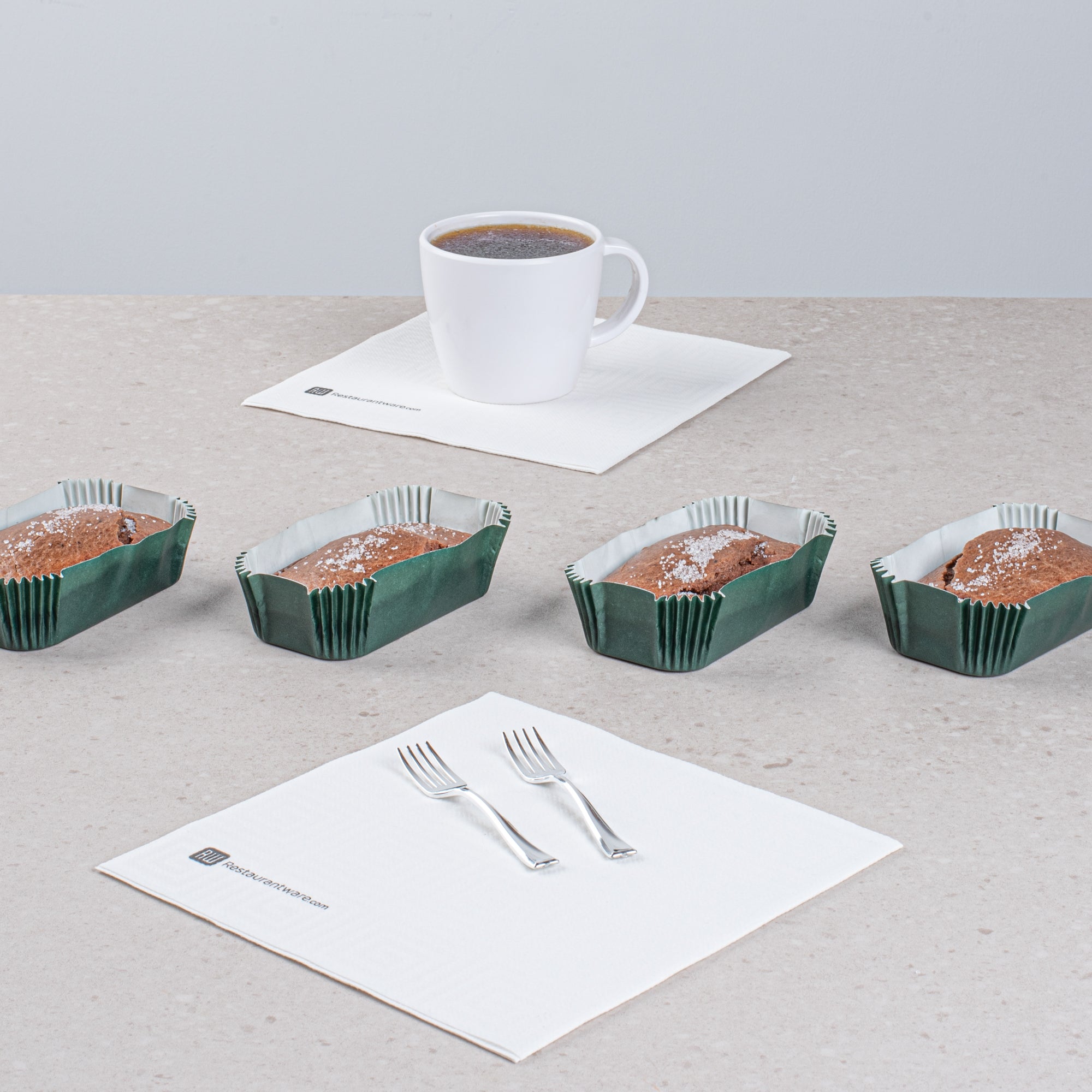Panificio 5 oz Elliptical Forest Green Paper Large Baking Cup - Ridged - 4 1/2" x 2 1/2" x 1 1/4" - 200 count box