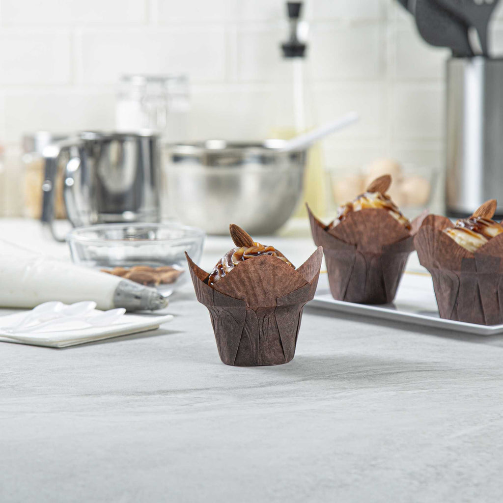 Panificio 6 oz Daffodil Brown Paper Baking Cup - Greaseproof - 3 1/4" x 3 1/4" x 3" - 200 count box