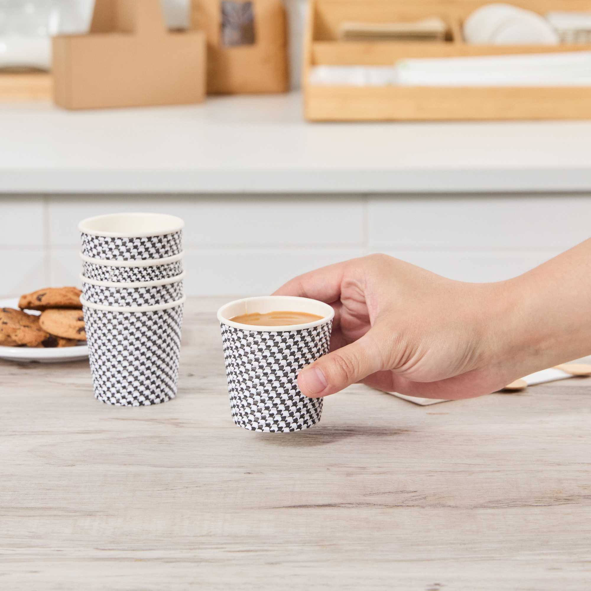 Restpresso 4 oz Houndstooth Paper Coffee Cup - Spiral Wall - 2 1/2" x 2 1/2" x 2 1/4" - 500 count box