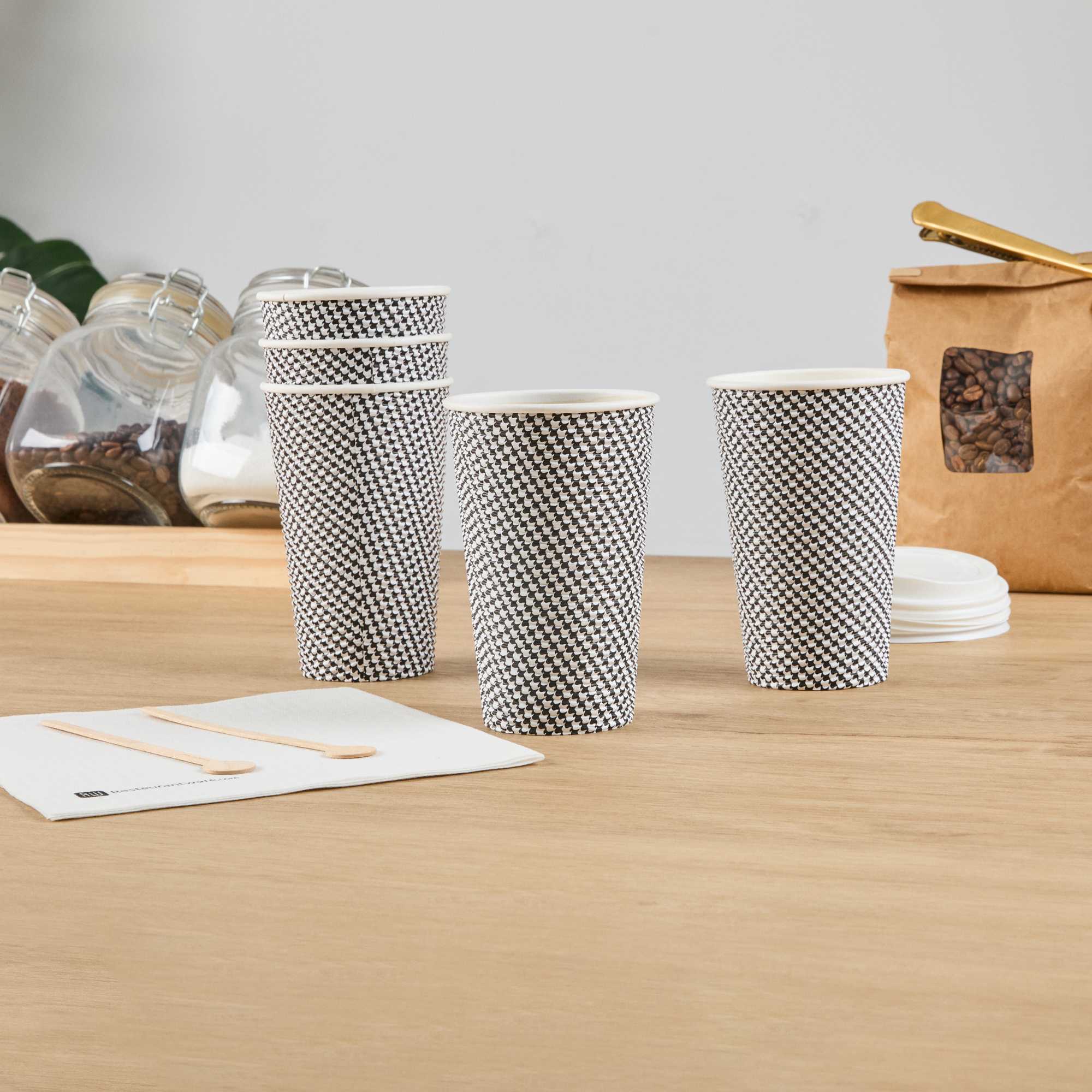 Restpresso 16 oz Houndstooth Paper Coffee Cup - Spiral Wall - 3 1/2" x 3 1/2" x 5 1/2" - 500 count box