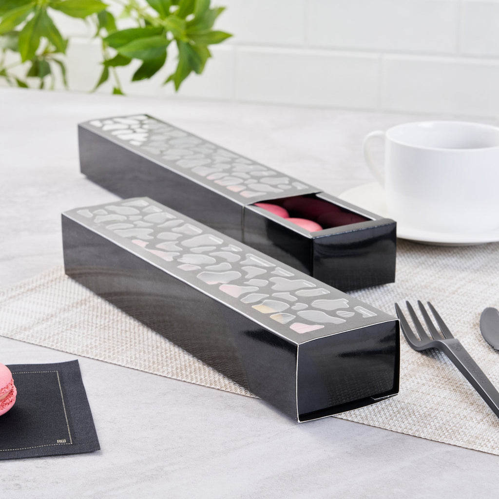 Sentiero Rectangle Black Paper Macaron Box - Holds 5 Macarons - 10" x 2 1/4" x 1 1/2" - 100 count box