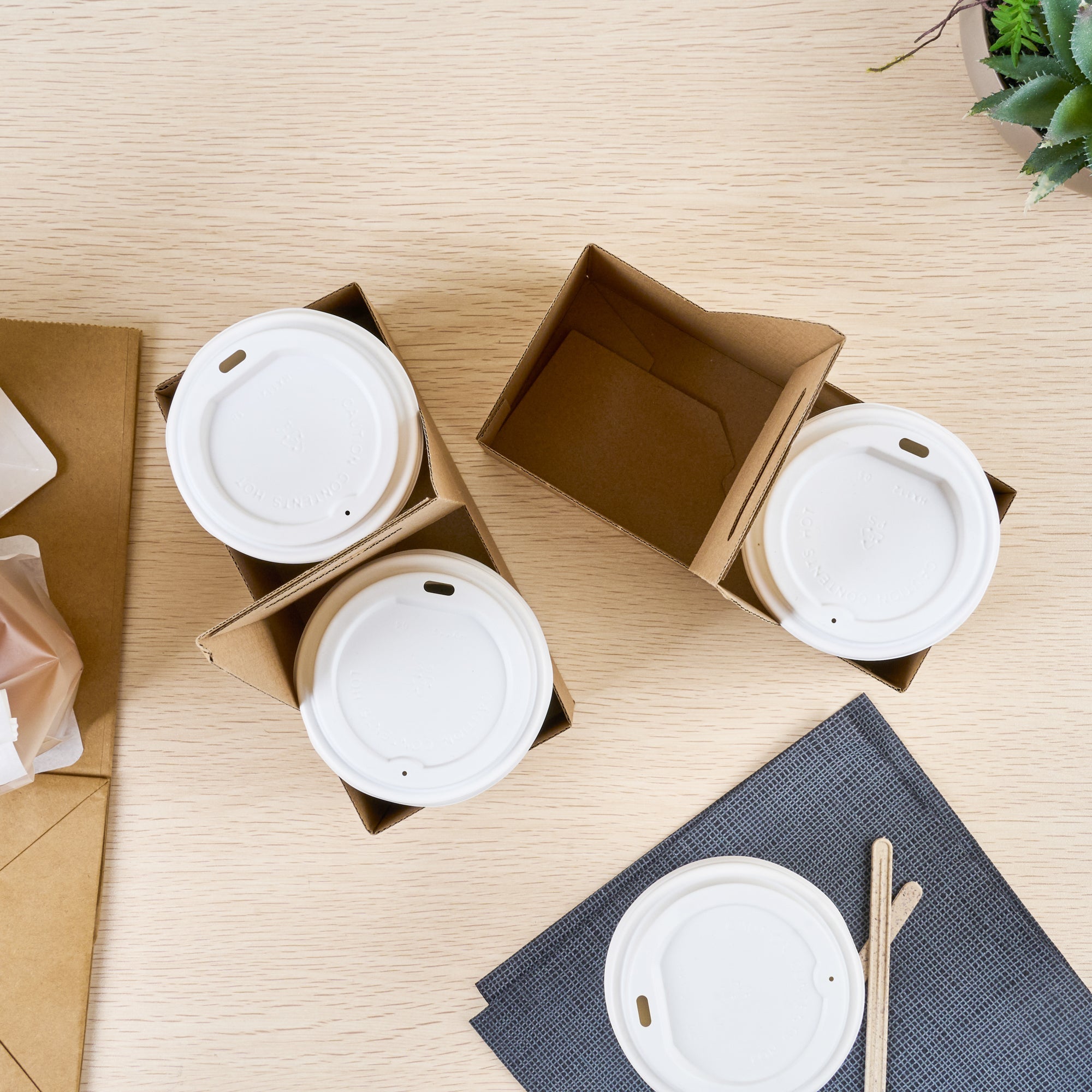 Restpresso Kraft Paper Altalena Drink Carrier - Fits 2 Cups - 7 1/4" x 3 1/2" x 9 1/4" - 100 count box