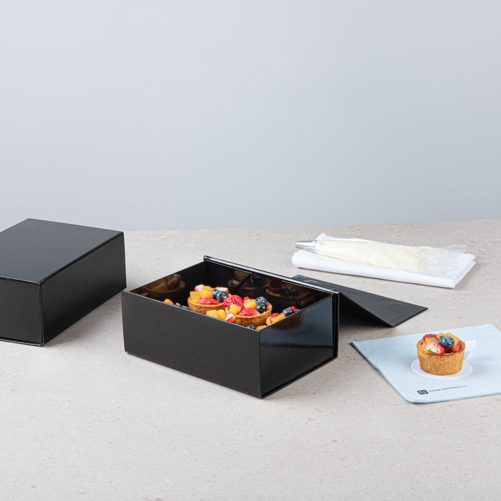 Cater Tek Rectangle Black Paper Medium Tic Tac Box - Magnetic - 9" x 6" x 3 1/2" - 10 count box
