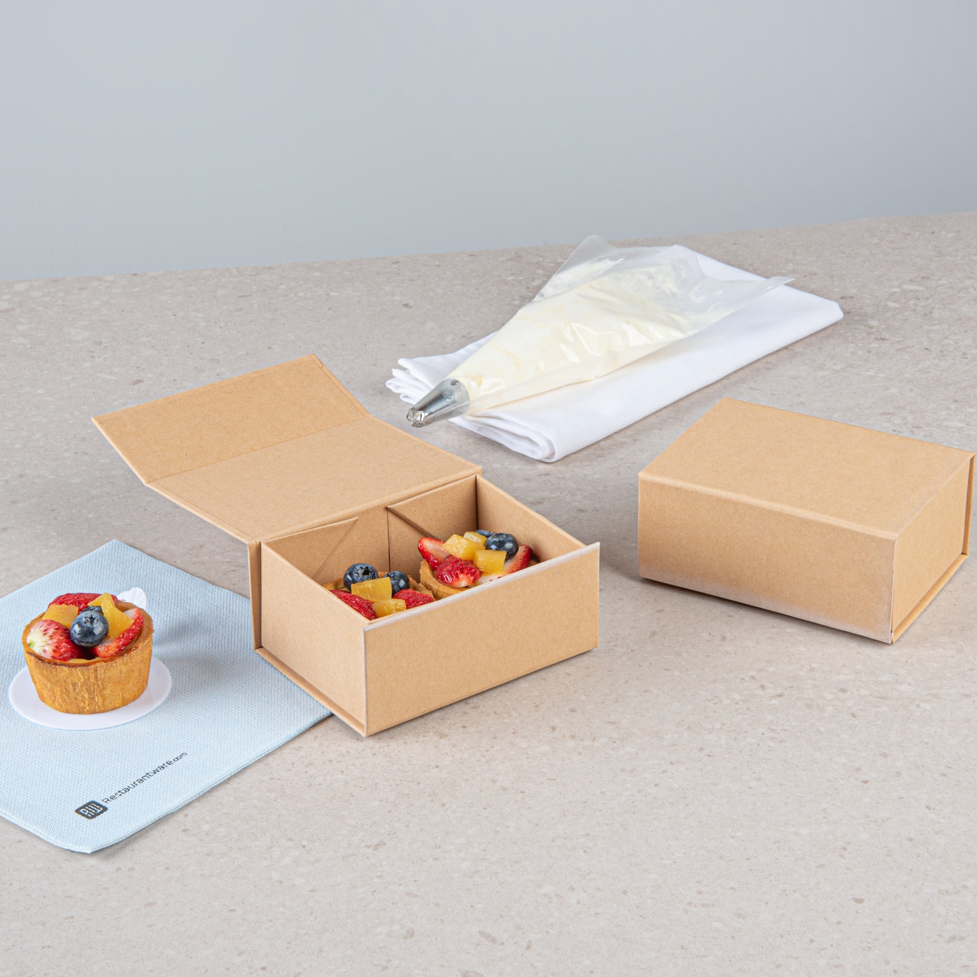 Cater Tek Rectangle Kraft Paper Extra Small Tic Tac Box - Magnetic - 5" x 4" x 2 1/2" - 10 count box