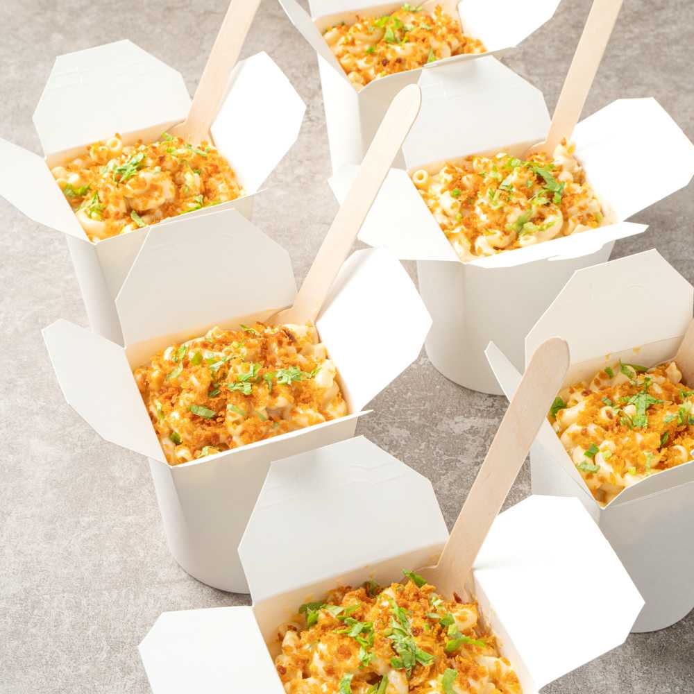 Bio Tek 16 oz Round White Paper Noodle Take Out Container - 3 1/4" x 3" x 4" - 200 count box