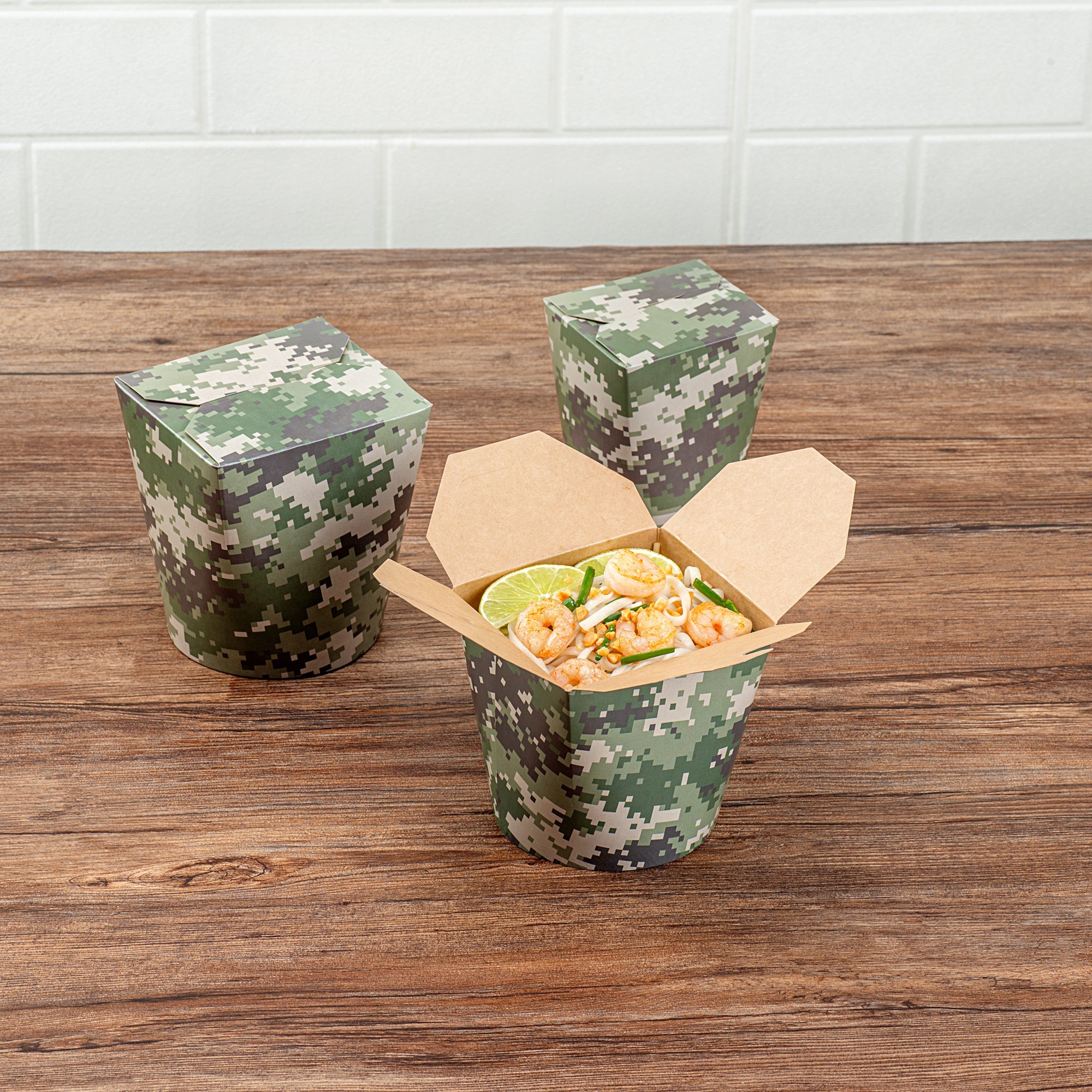 Bio Tek 26 oz Round Camouflage Paper Noodle Take Out Container - 4" x 3 1/2" x 3 3/4" - 200 count box