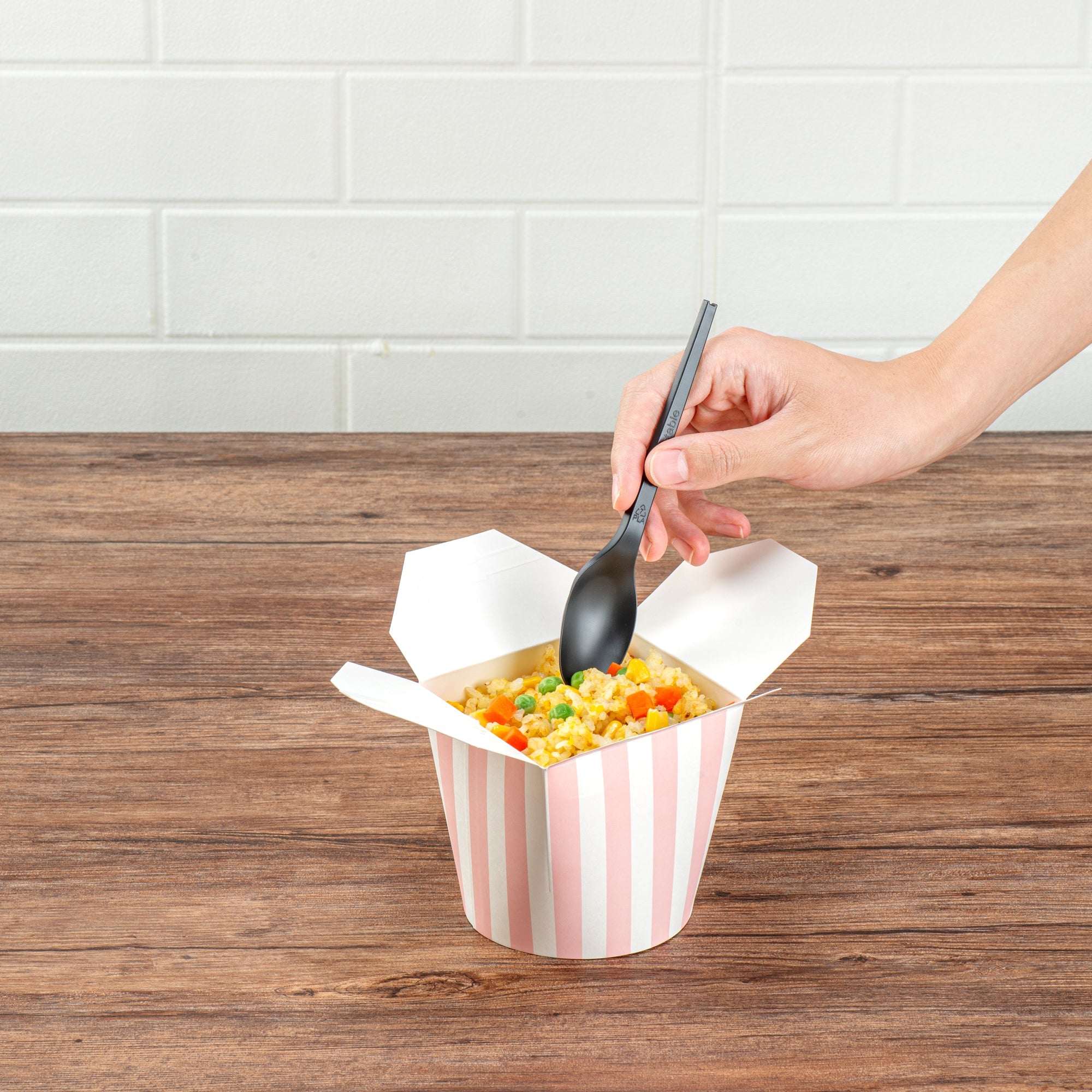 Bio Tek 26 oz Round Pink and White Stripe Paper Noodle Take Out Container - 4" x 3 1/2" x 3 3/4" - 200 count box