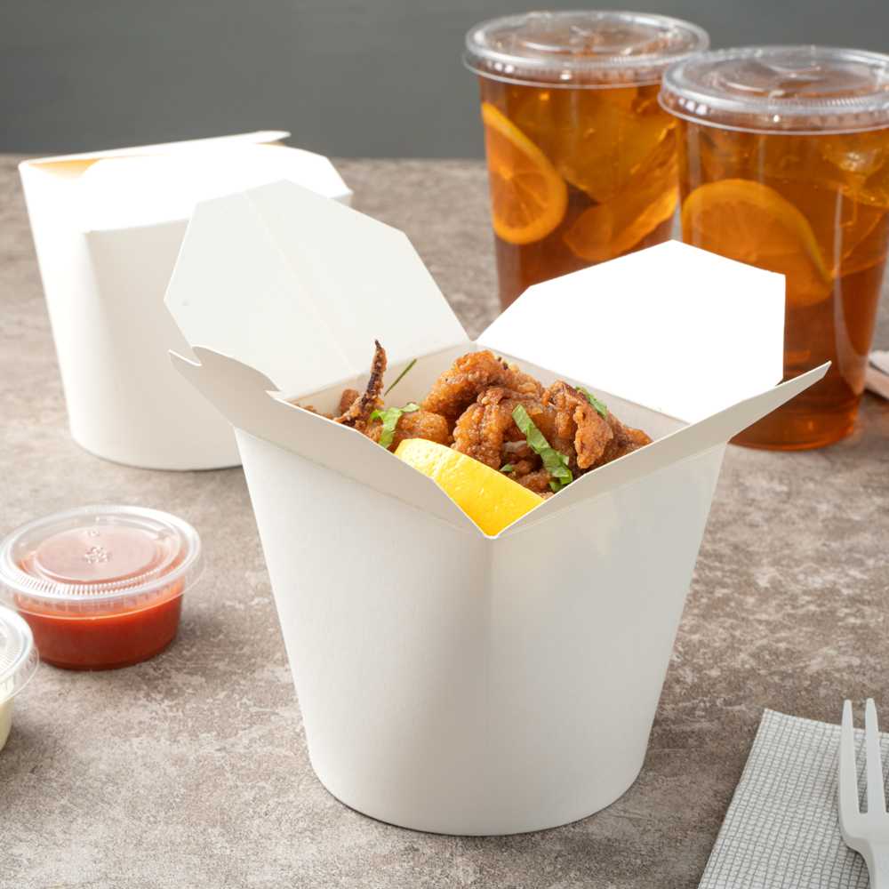 Bio Tek 26 oz Round White Paper Noodle Take Out Container - 4" x 3 1/2" x 3 3/4" - 50 count box