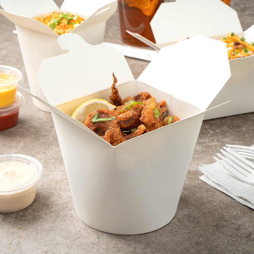 Bio Tek 26 oz Round White Paper Noodle Take Out Container - 4" x 3 1/2" x 3 3/4" - 200 count box