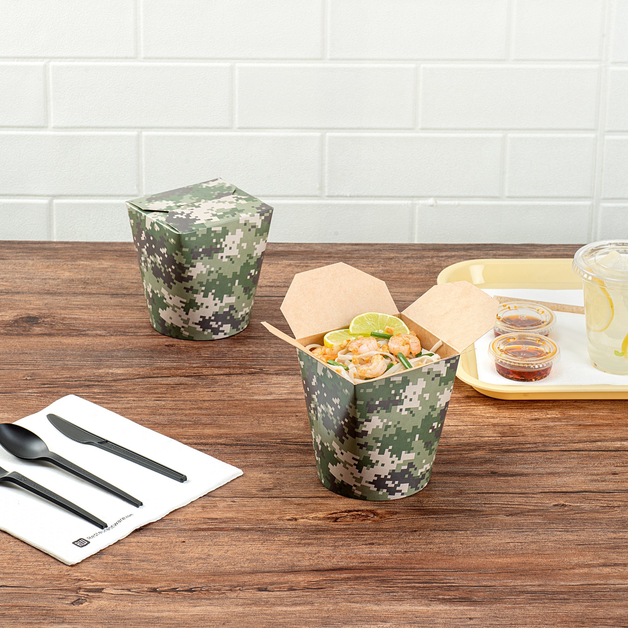 Bio Tek 32 oz Round Camouflage Paper Noodle Take Out Container - 4" x 3 1/2" x 4 1/2" - 50 count box