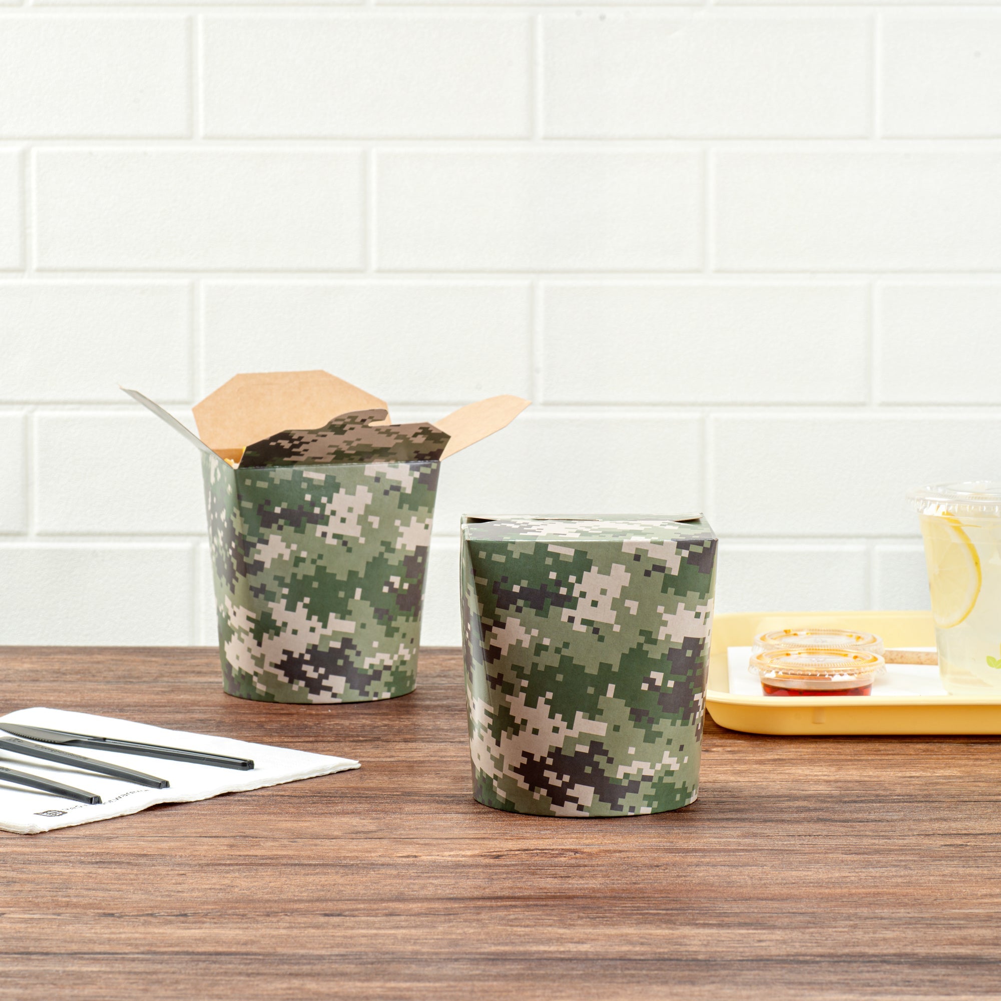 Bio Tek 32 oz Round Camouflage Paper Noodle Take Out Container - 4" x 3 1/2" x 4 1/2" - 50 count box