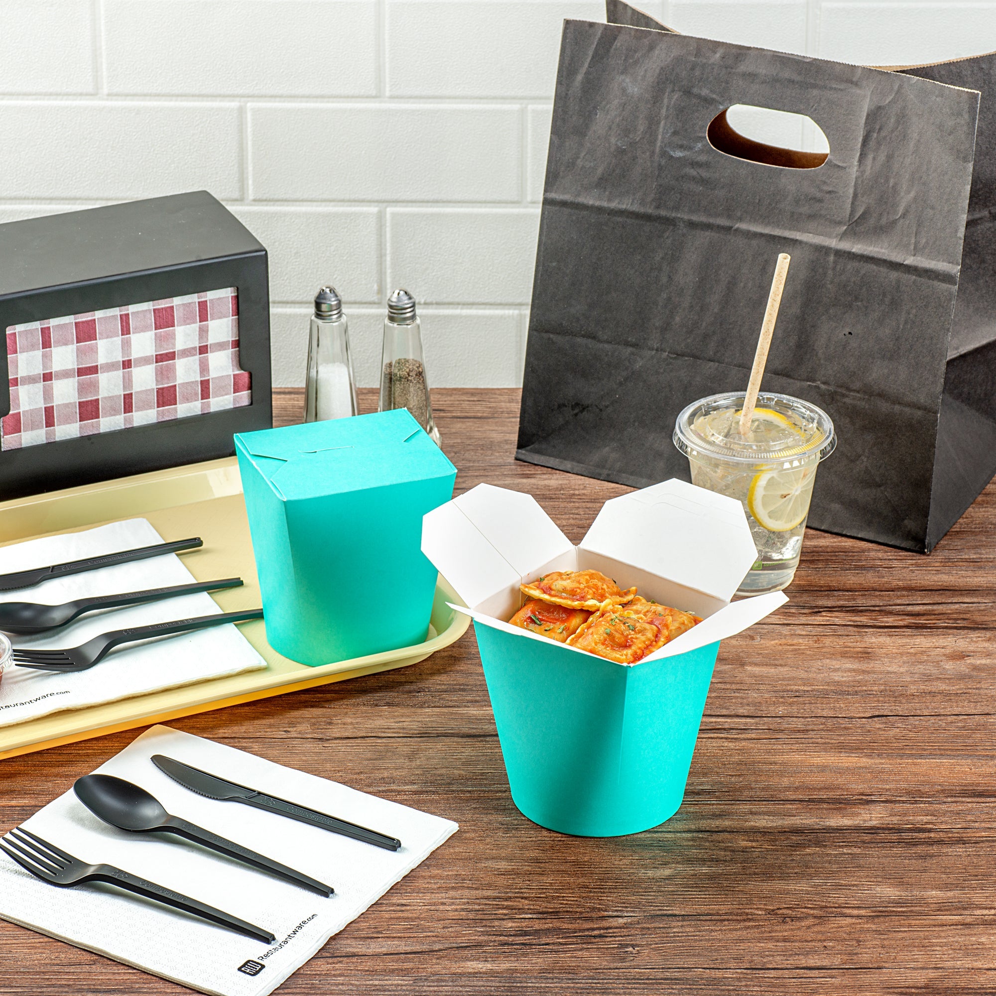 Bio Tek 32 oz Round Turquoise Paper Noodle Take Out Container - 4" x 3 1/2" x 4 1/2" - 200 count box