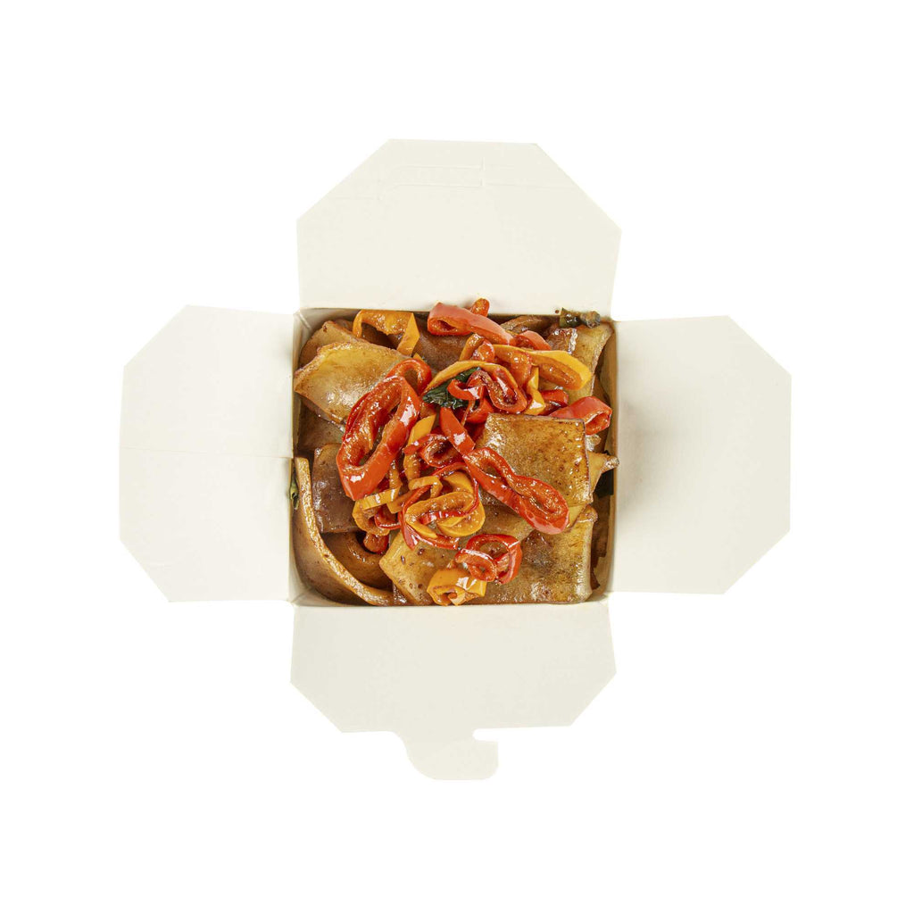 Bio Tek 32 oz Round White Paper Noodle Take Out Container - 4" x 3 1/2" x 4 1/2" - 50 count box