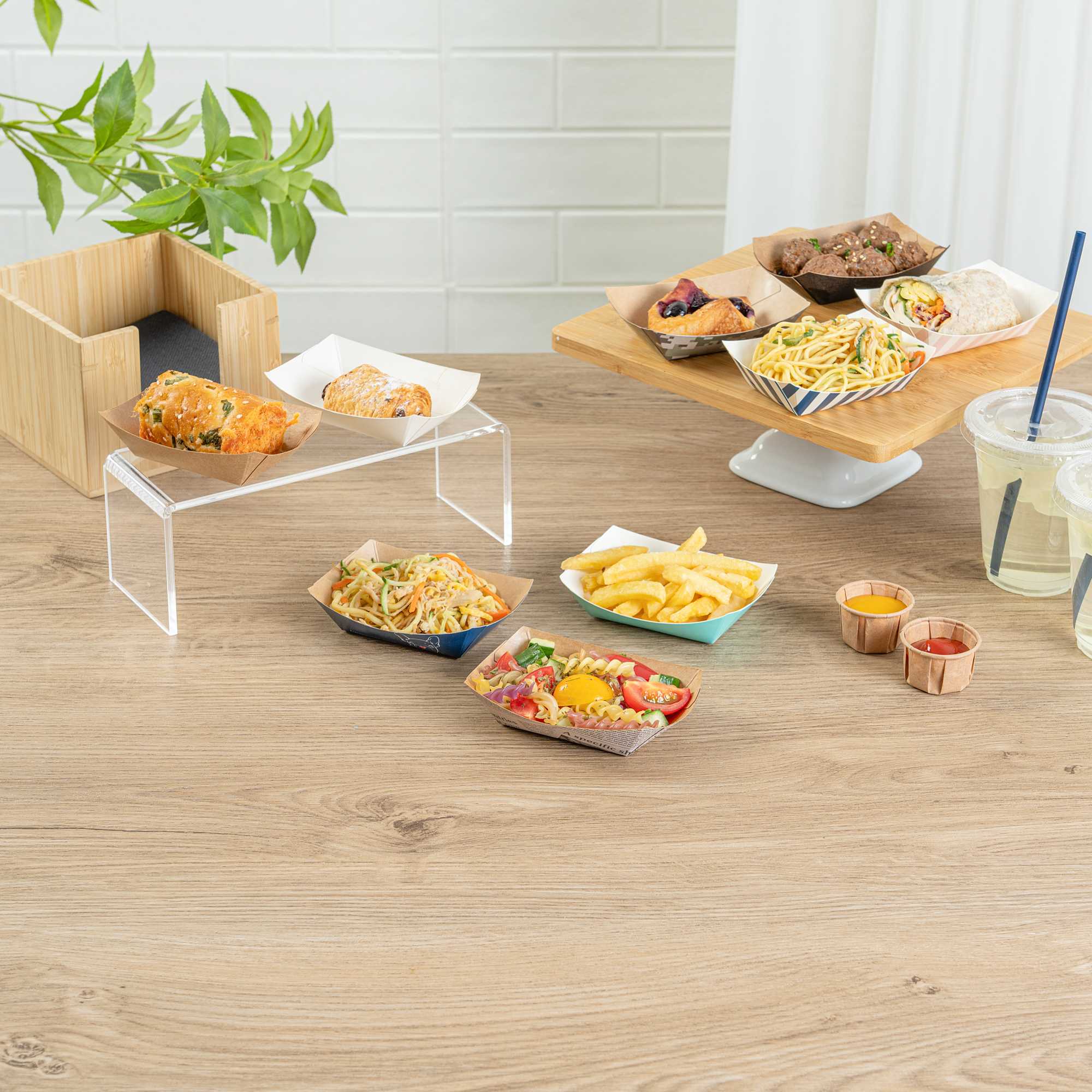 Bio Tek 4 oz Kraft Paper #25 Food Tray / Boat - 3" x 2" x 1" - 400 count box