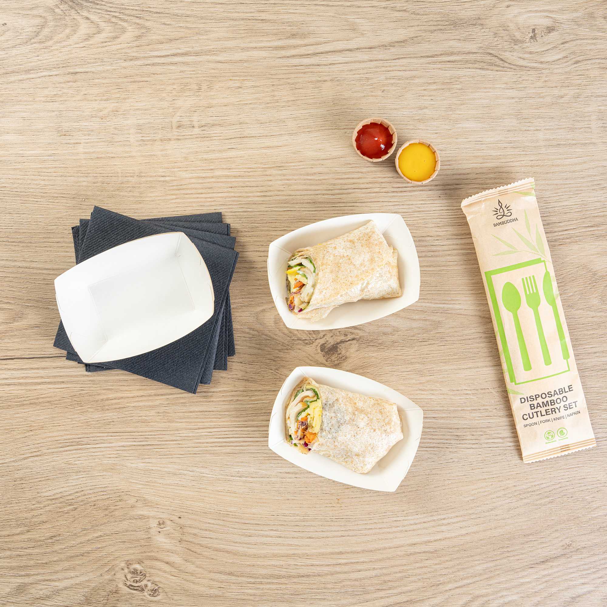 Bio Tek 4 oz White Paper #25 Food Tray / Boat - 3" x 2" x 1" - 50 count box
