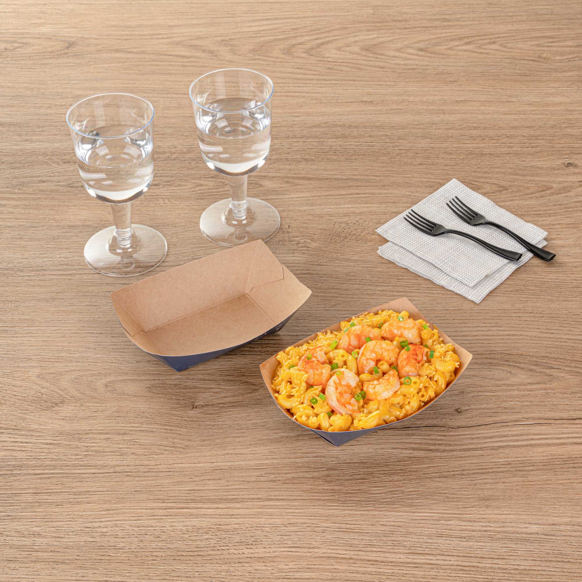 Bio Tek 6 oz Frenchie Paper #40 Food Tray / Boat - 5" x 4" x 1 1/2" - 400 count box