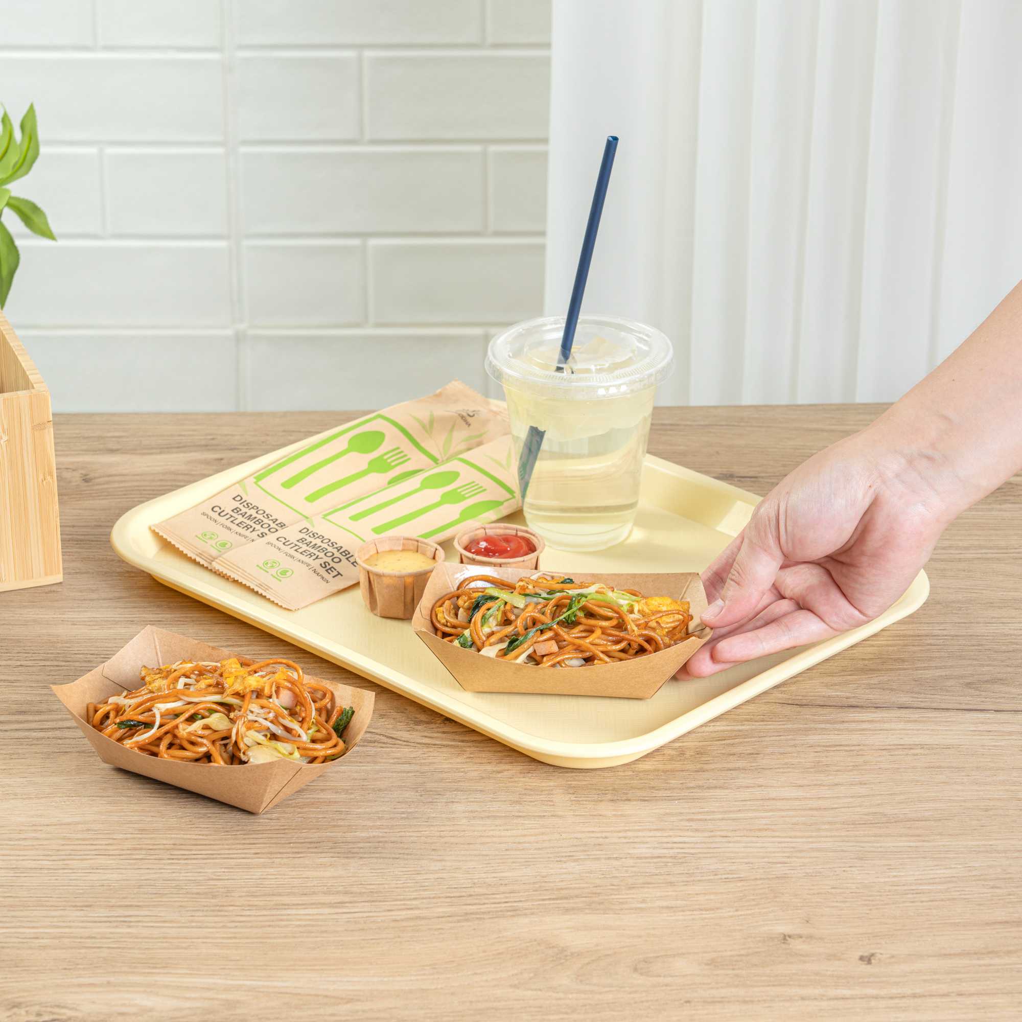 Bio Tek 6 oz Kraft Paper #40 Food Tray / Boat - 5" x 4" x 1 1/2" - 50 count box