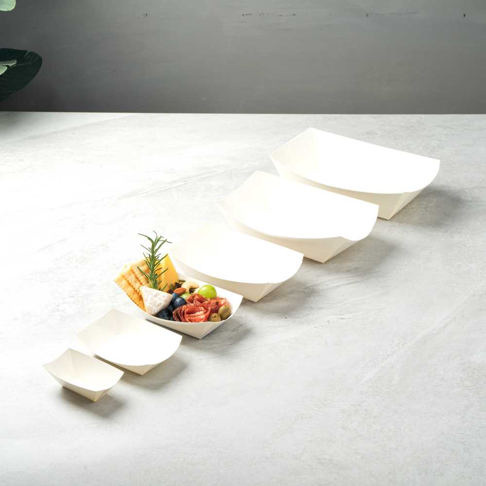 Bio Tek 6 oz White Paper #40 Food Tray / Boat - 5" x 4" x 1 1/2" - 400 count box