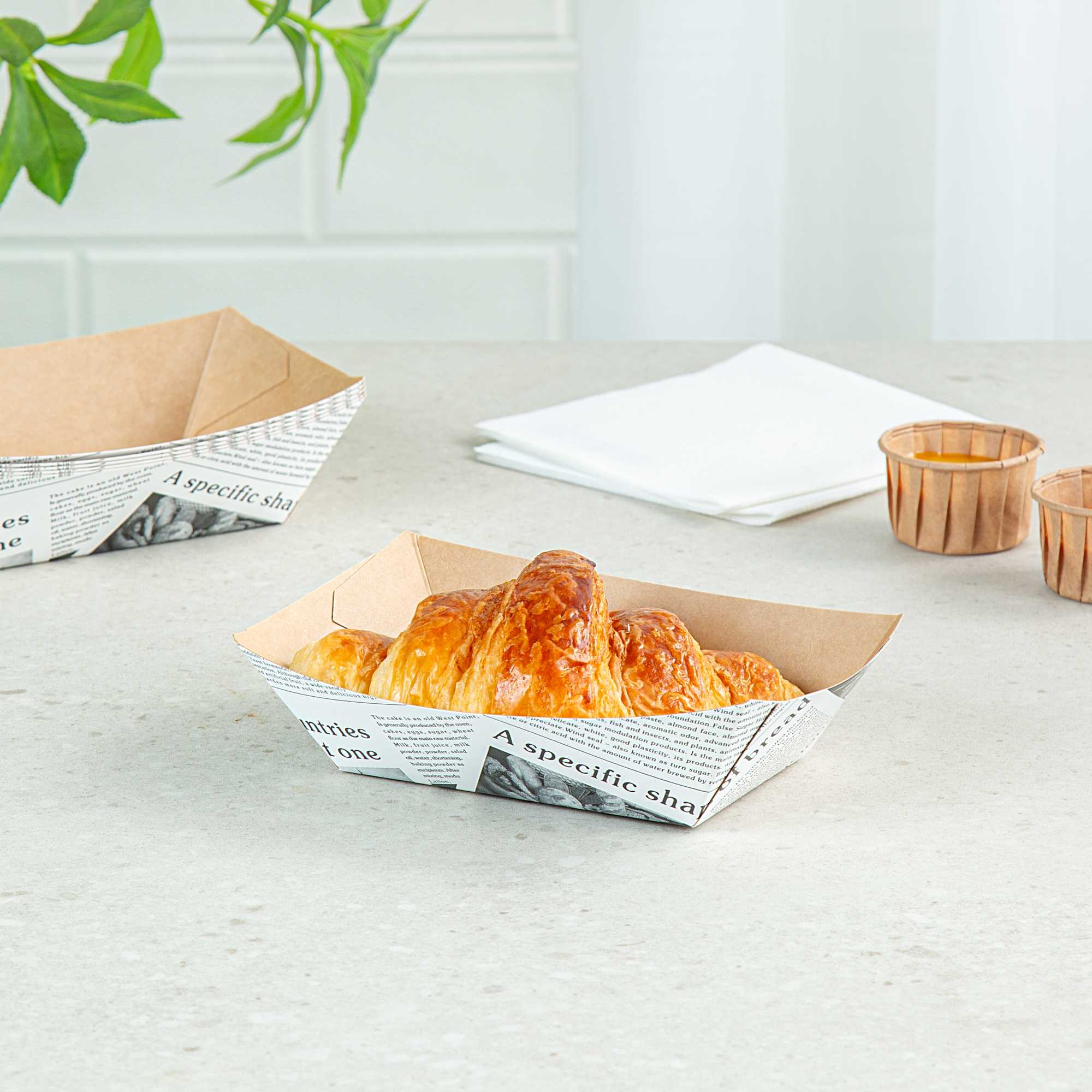 Bio Tek 1/2 lb Newsprint Paper #50 Food Tray / Boat - 4 1/4" x 2 3/4" x 1 1/2" - 400 count box