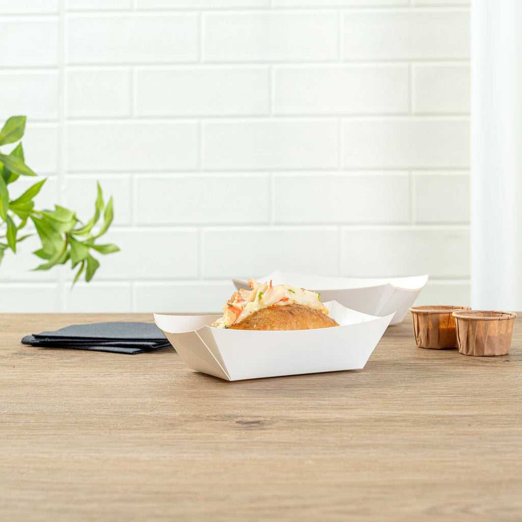 Bio Tek 1/2 lb White Paper #50 Food Tray / Boat - 4 1/4" x 2 3/4" x 1 1/2" - 400 count box