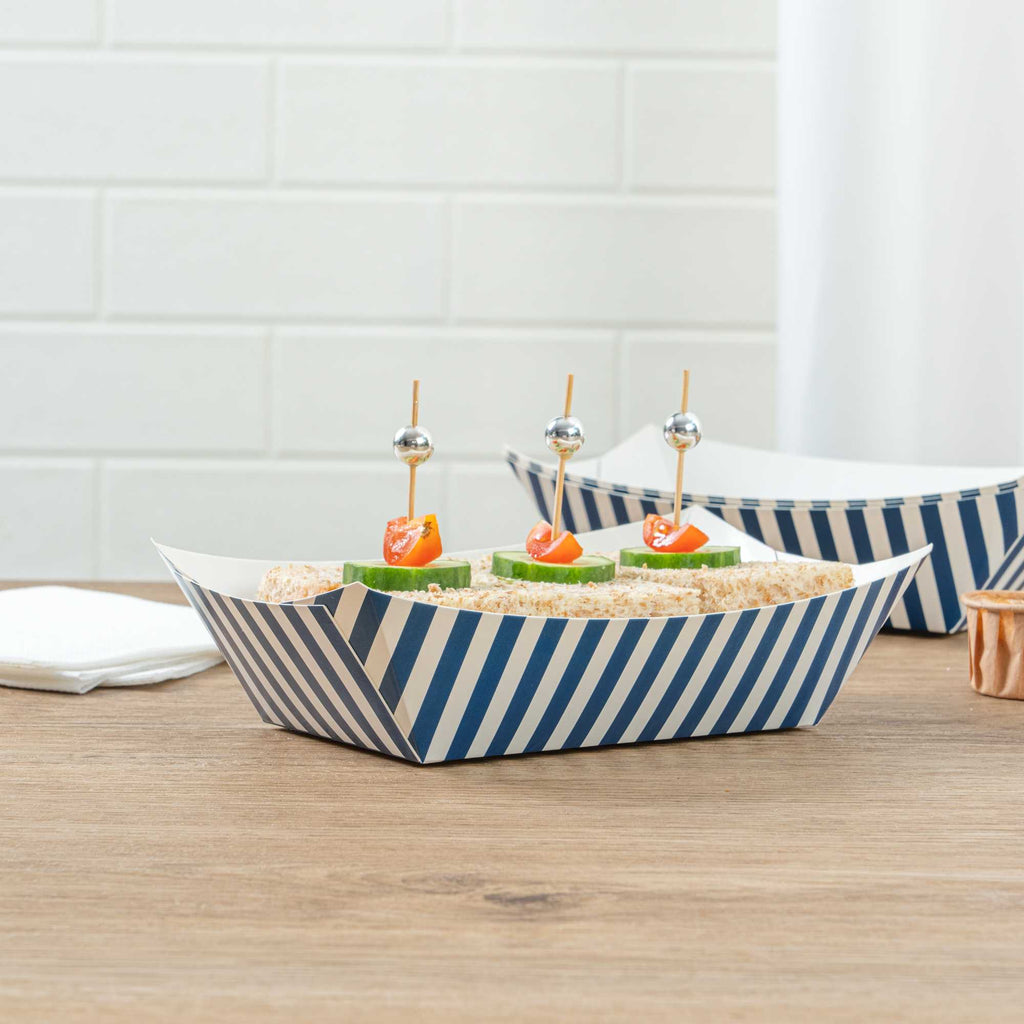 Bio Tek 1 lb Blue and White Stripe Paper #100 Food Tray / Boat - 5 1/2" x 3 1/2" x 2" - 200 count box