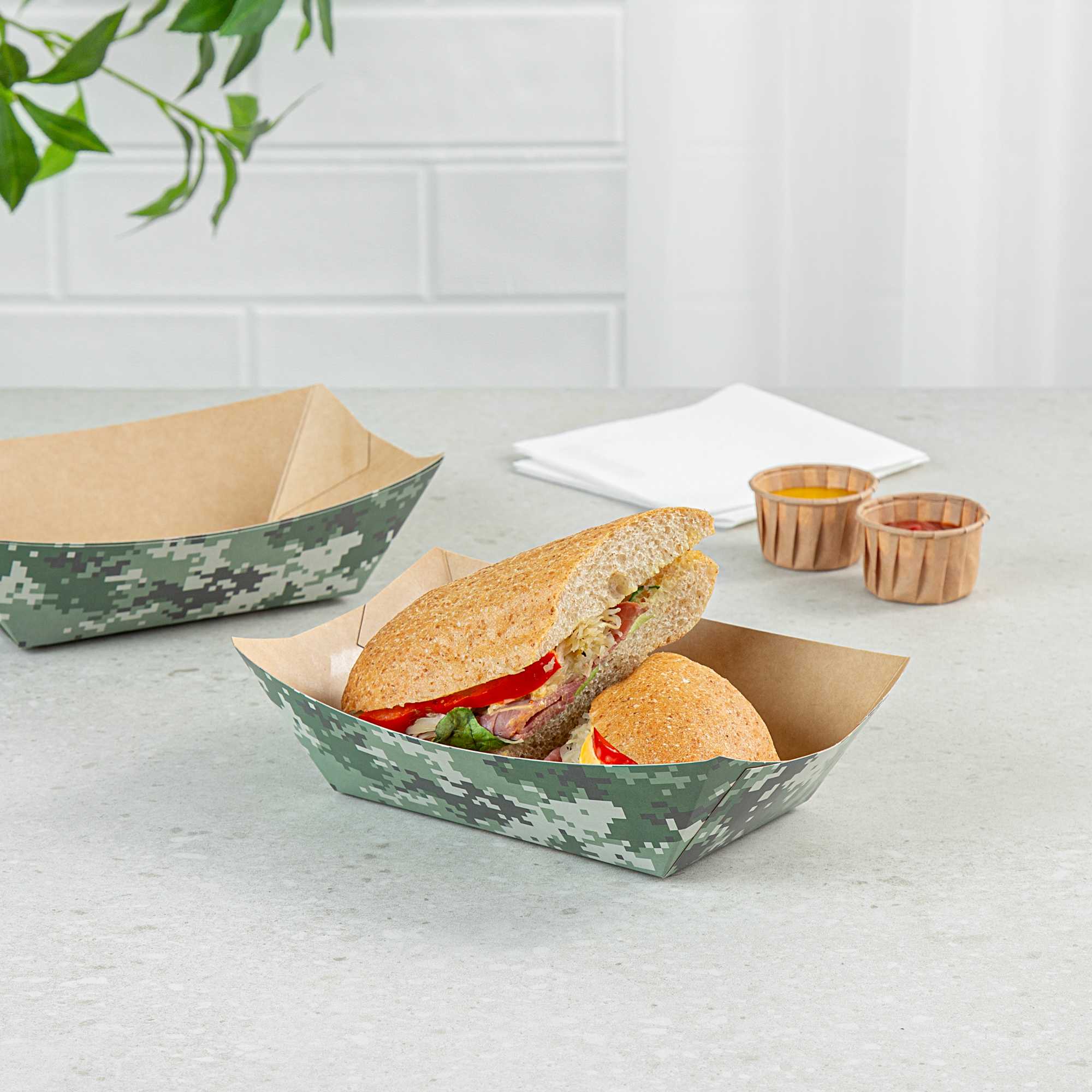 Bio Tek 1 lb Camouflage Paper #100 Food Tray / Boat - 5 1/2" x 3 1/2" x 2" - 50 count box