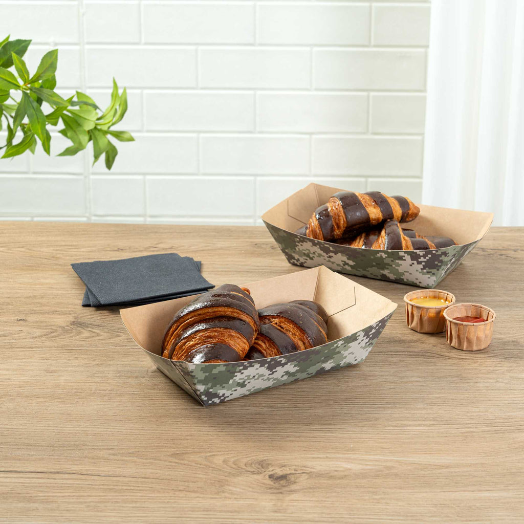 Bio Tek 2 lb Camouflage Paper #200 Food Tray / Boat - 6 1/2" x 3 3/4" x 2 1/4" - 50 count box