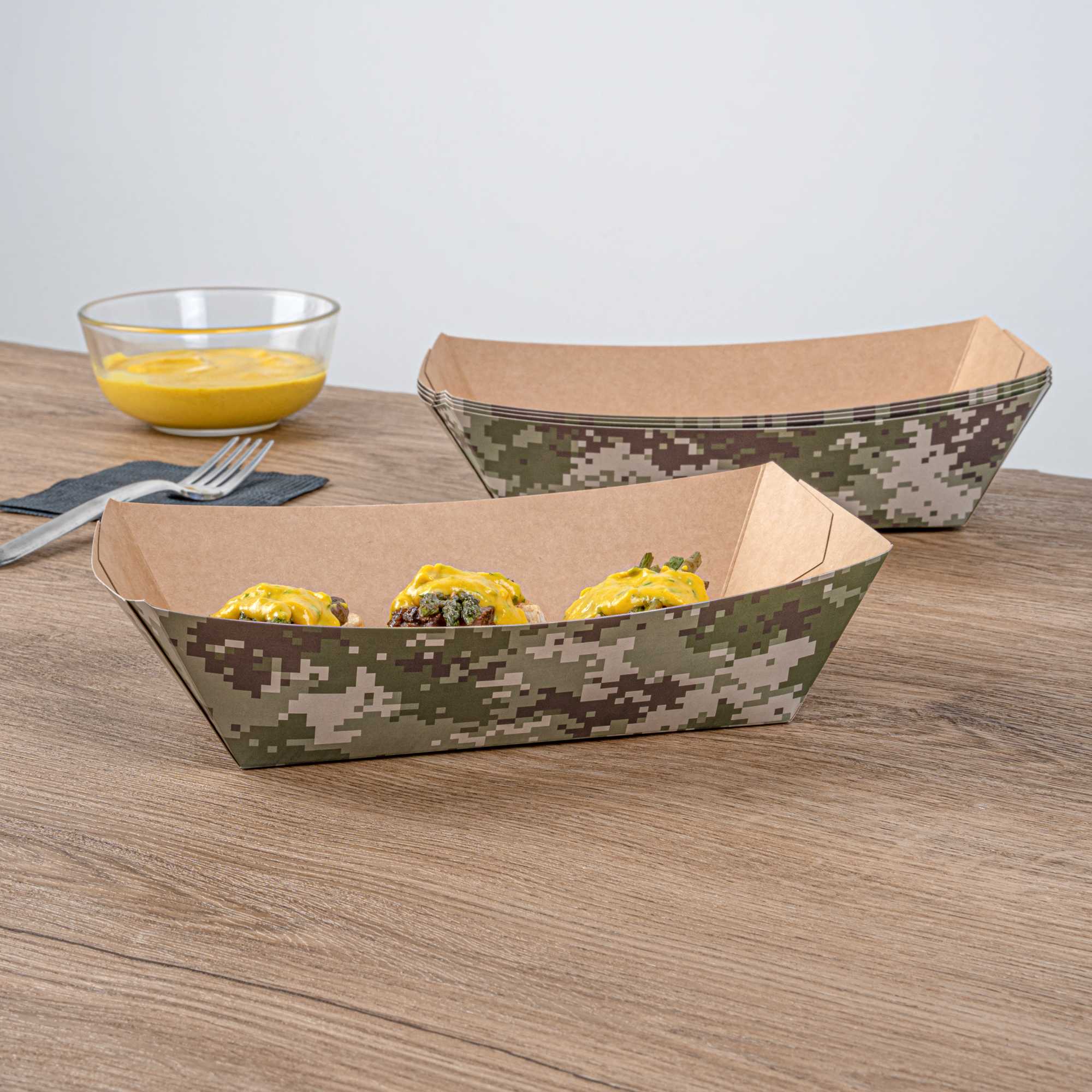 Bio Tek 2 lb Camouflage Paper #200 Food Tray / Boat - 6 1/2" x 3 3/4" x 2 1/4" - 200 count box