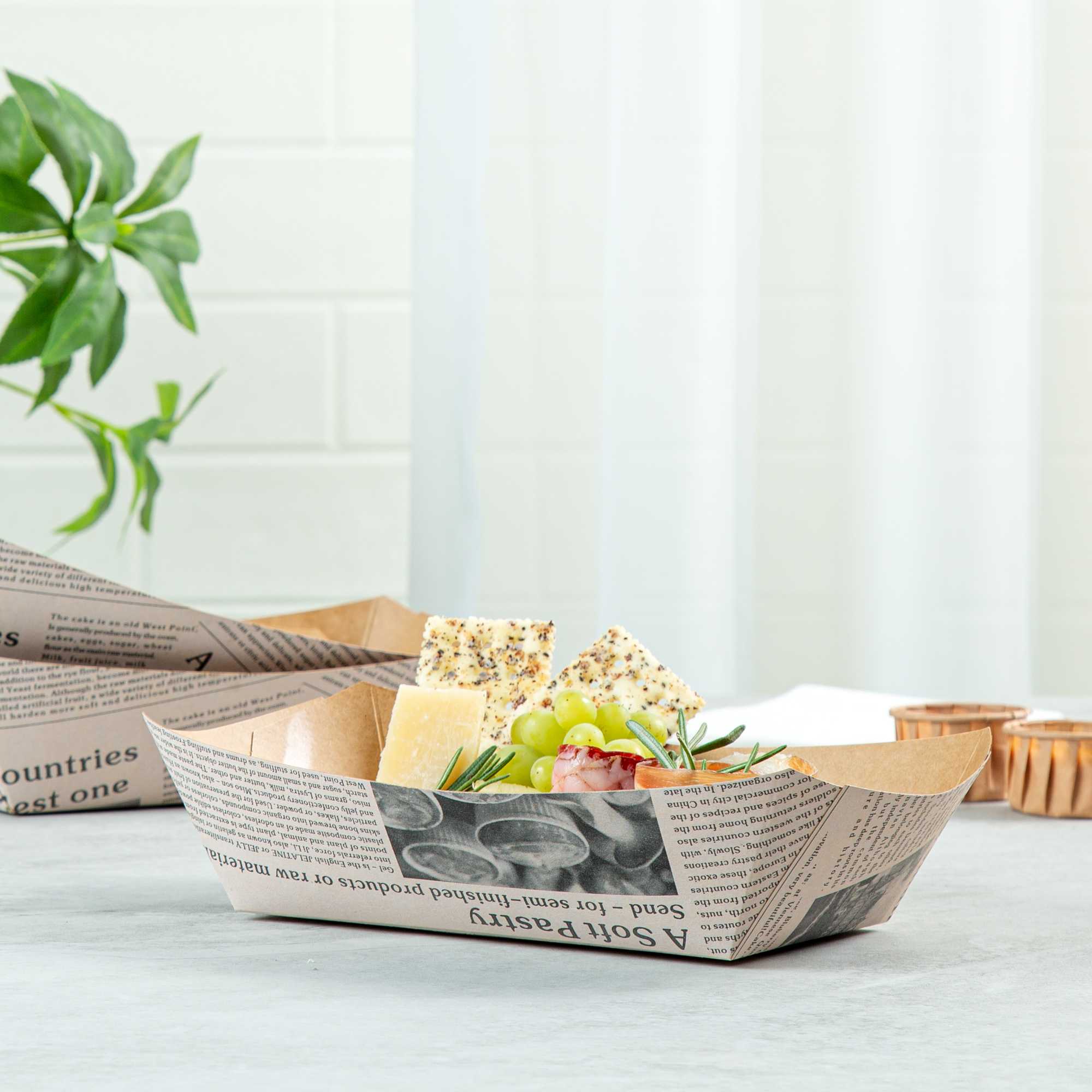 Bio Tek 2 lb Newsprint Paper #200 Food Tray / Boat - 6 1/2" x 3 3/4" x 2 1/4" - 50 count box