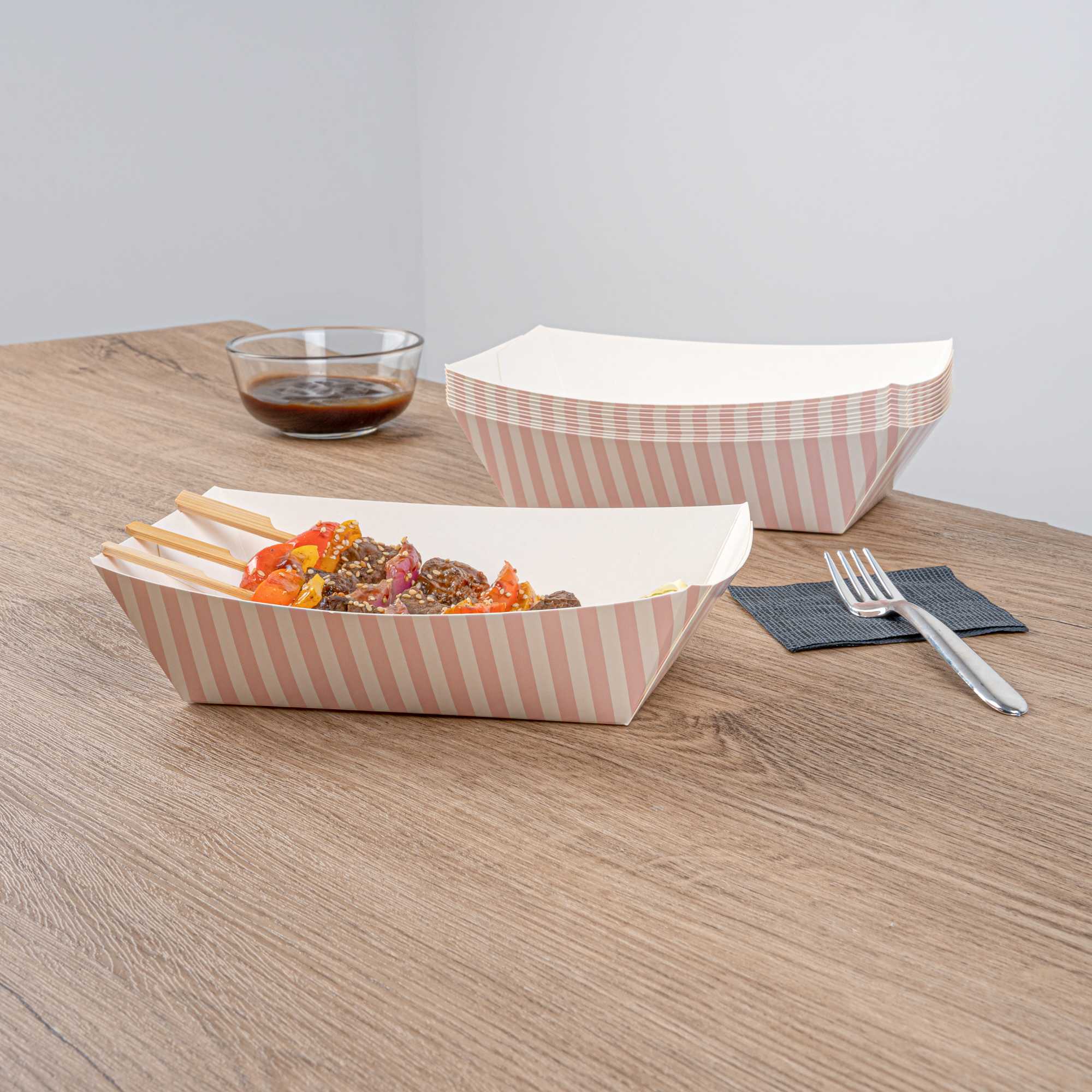 Bio Tek 2 lb Pink and White Stripe Paper #200 Food Tray / Boat - 6 1/2" x 3 3/4" x 2 1/4" - 200 count box