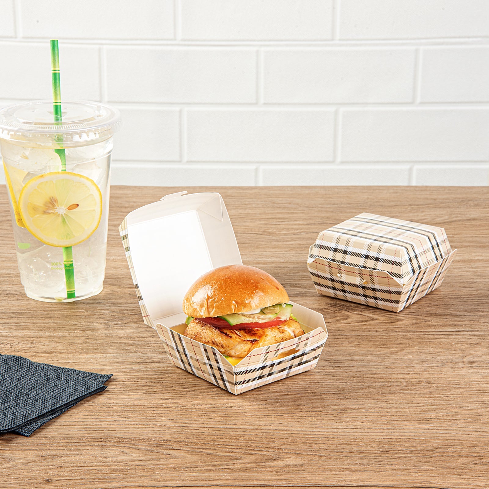Bio Tek Plaid Paper Mini Burger Box - 2 3/4" x 2 3/4" x 2" - 100 count box