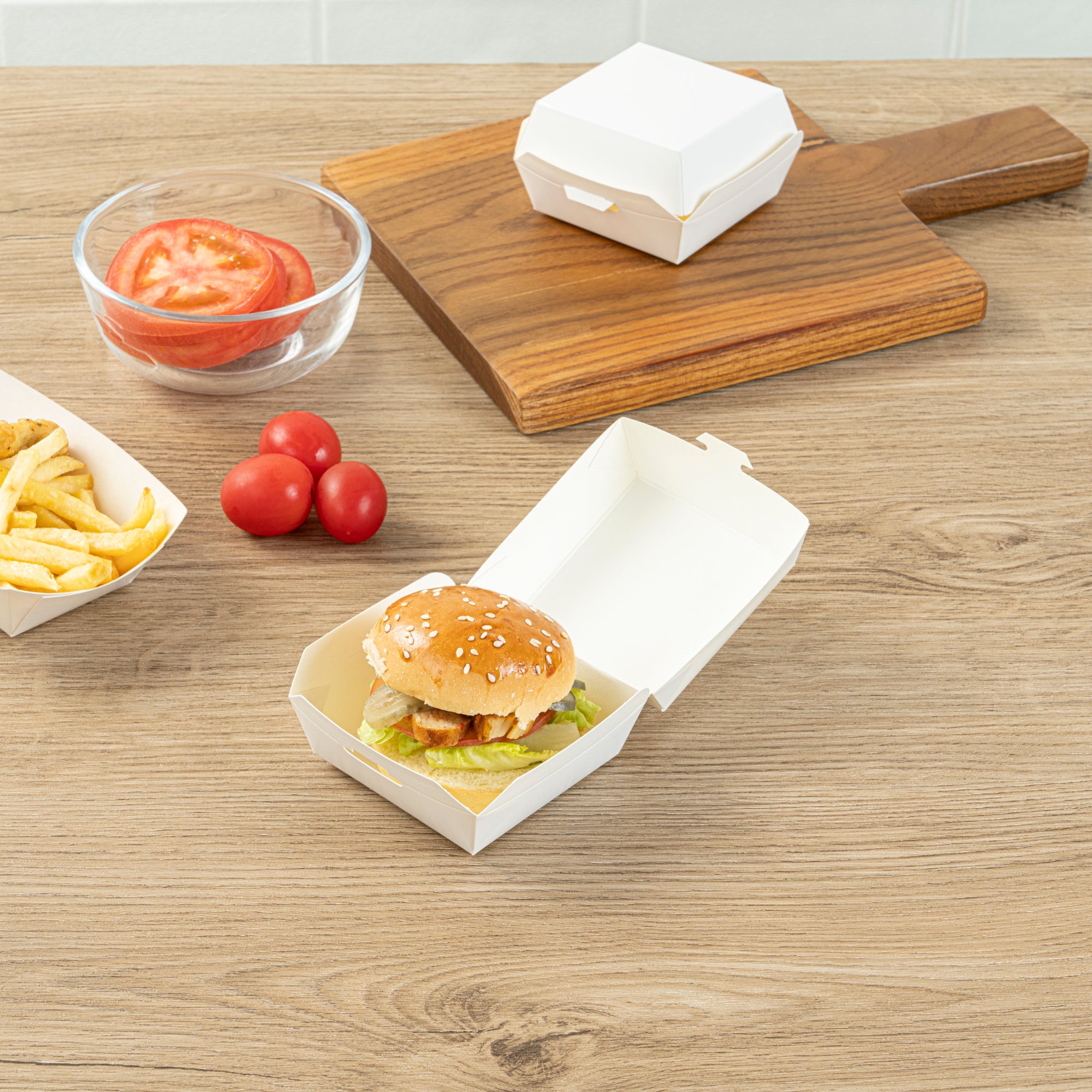 Bio Tek White Paper Mini Burger Box - 2 3/4" x 2 3/4" x 2" - 100 count box